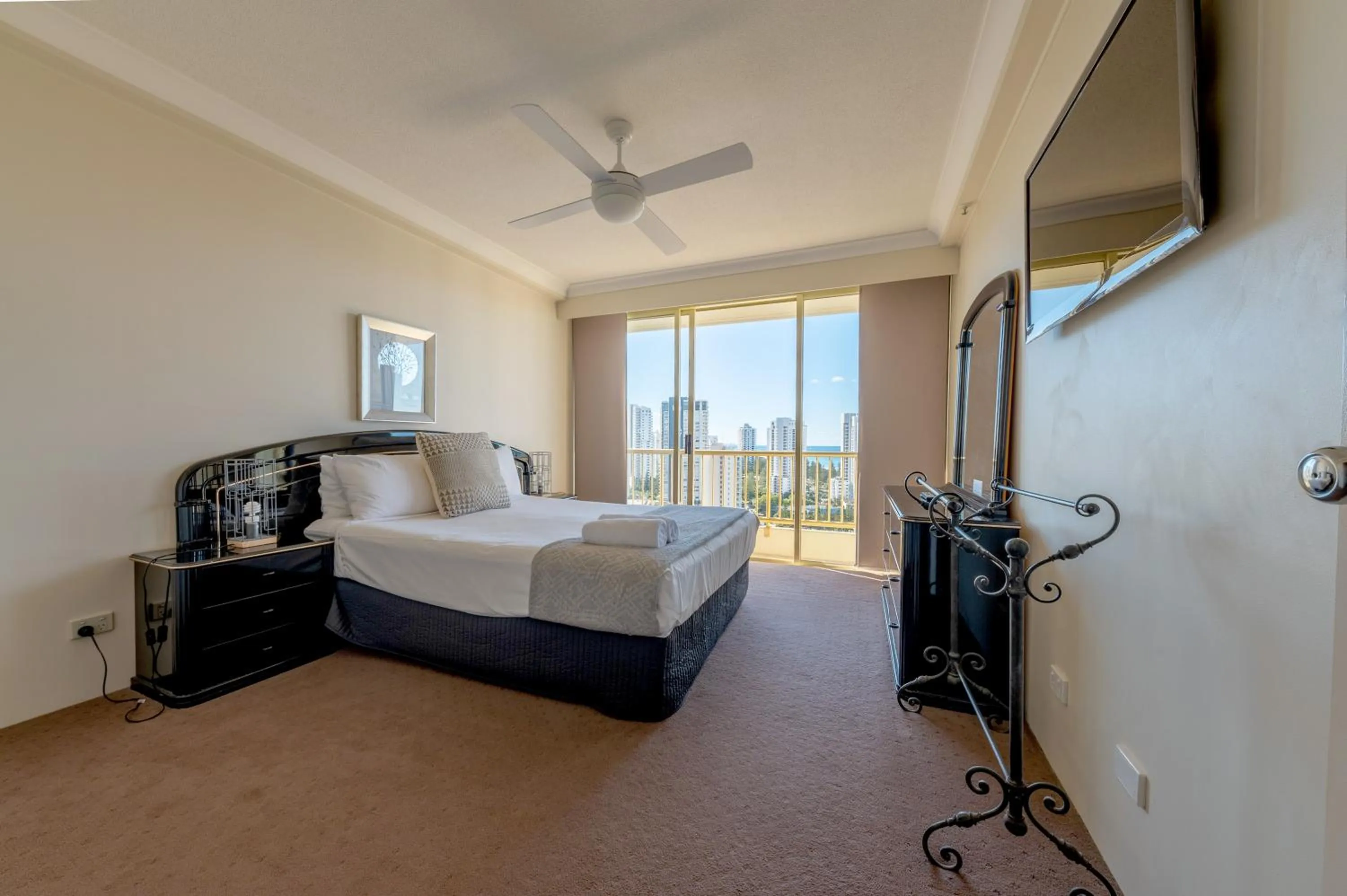 Photo of the whole room, Bed in Contessa Holiday Apartments