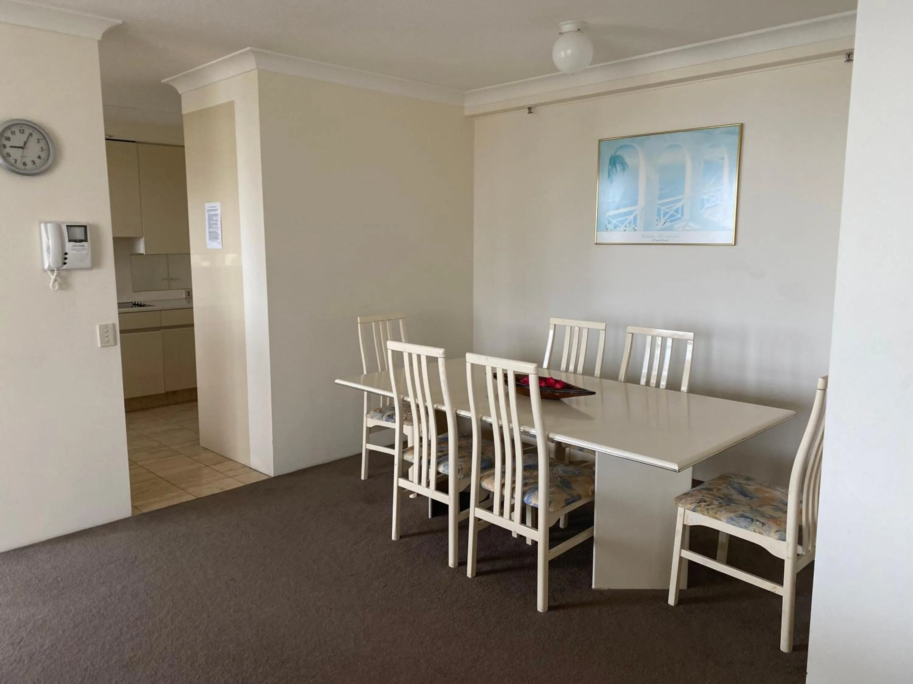 Dining area in Contessa Holiday Apartments