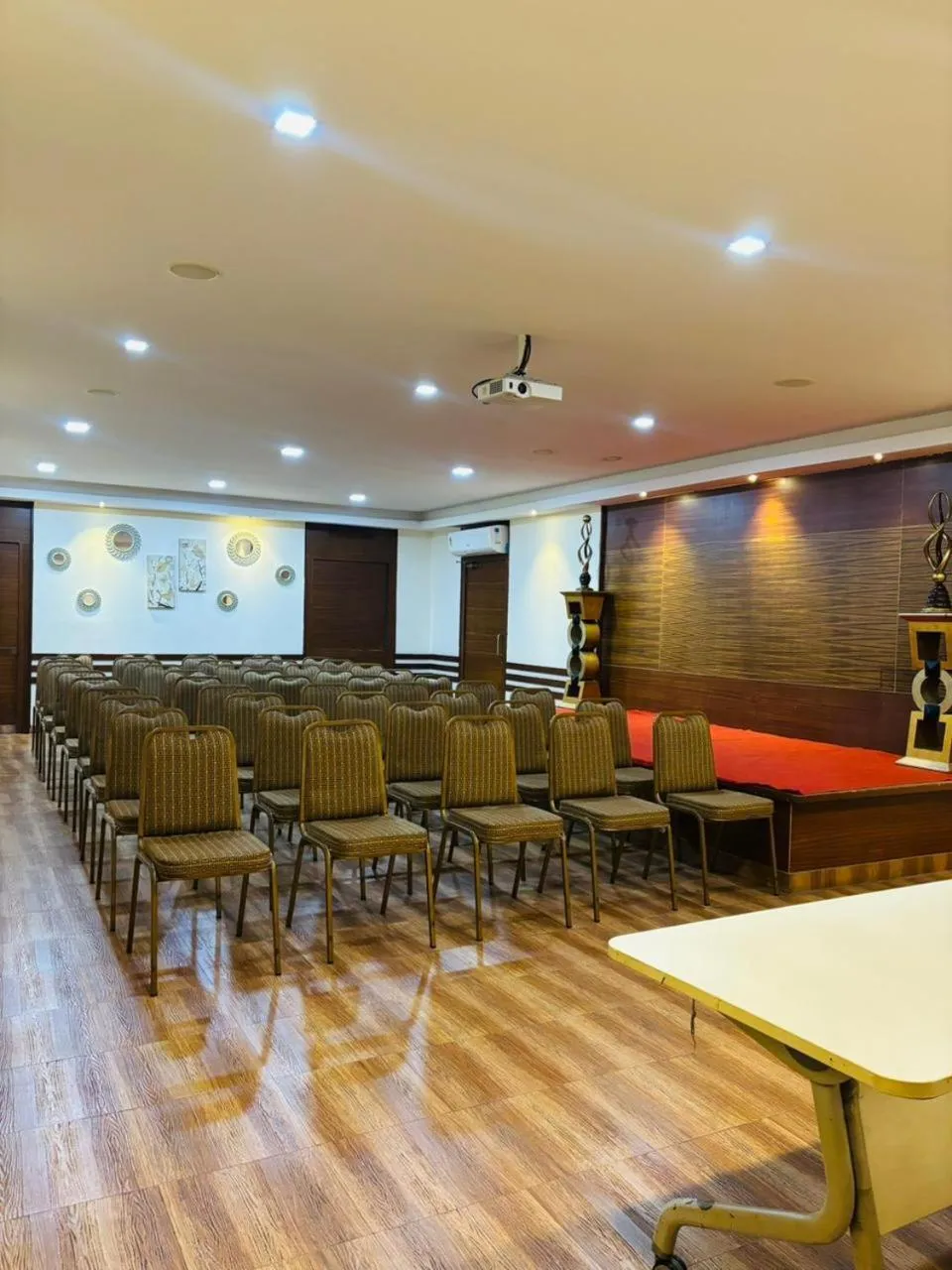 Banquet/Function facilities in Hotel Dr Rajkumar International