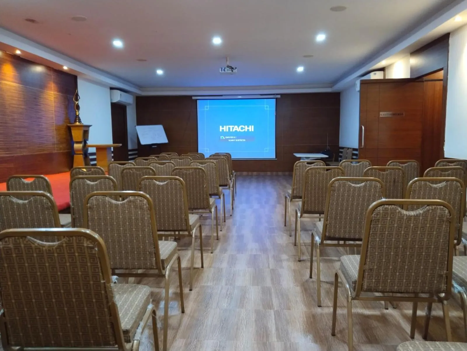 TV and multimedia in Hotel Dr Rajkumar International