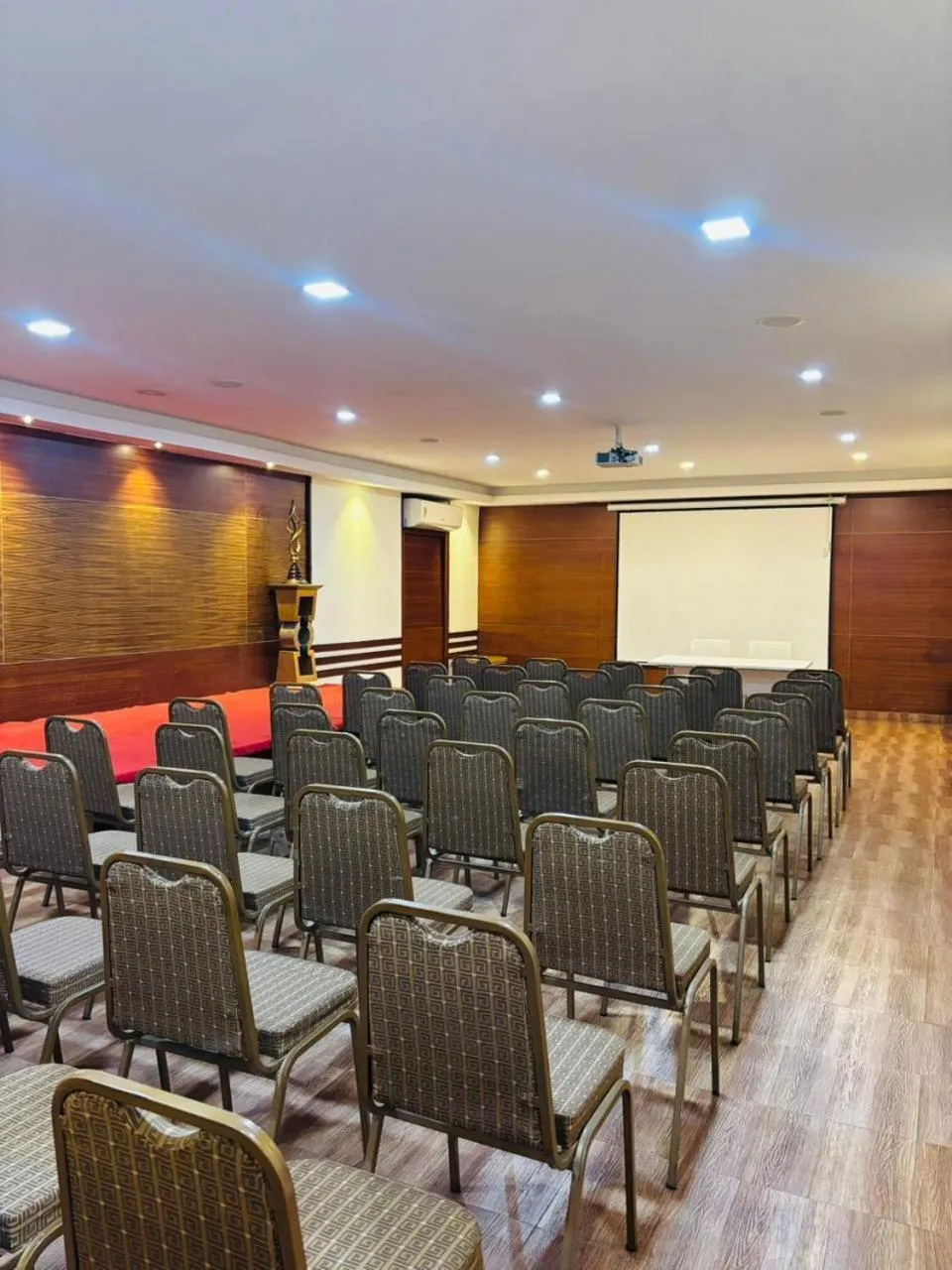 Banquet/Function facilities in Hotel Dr Rajkumar International