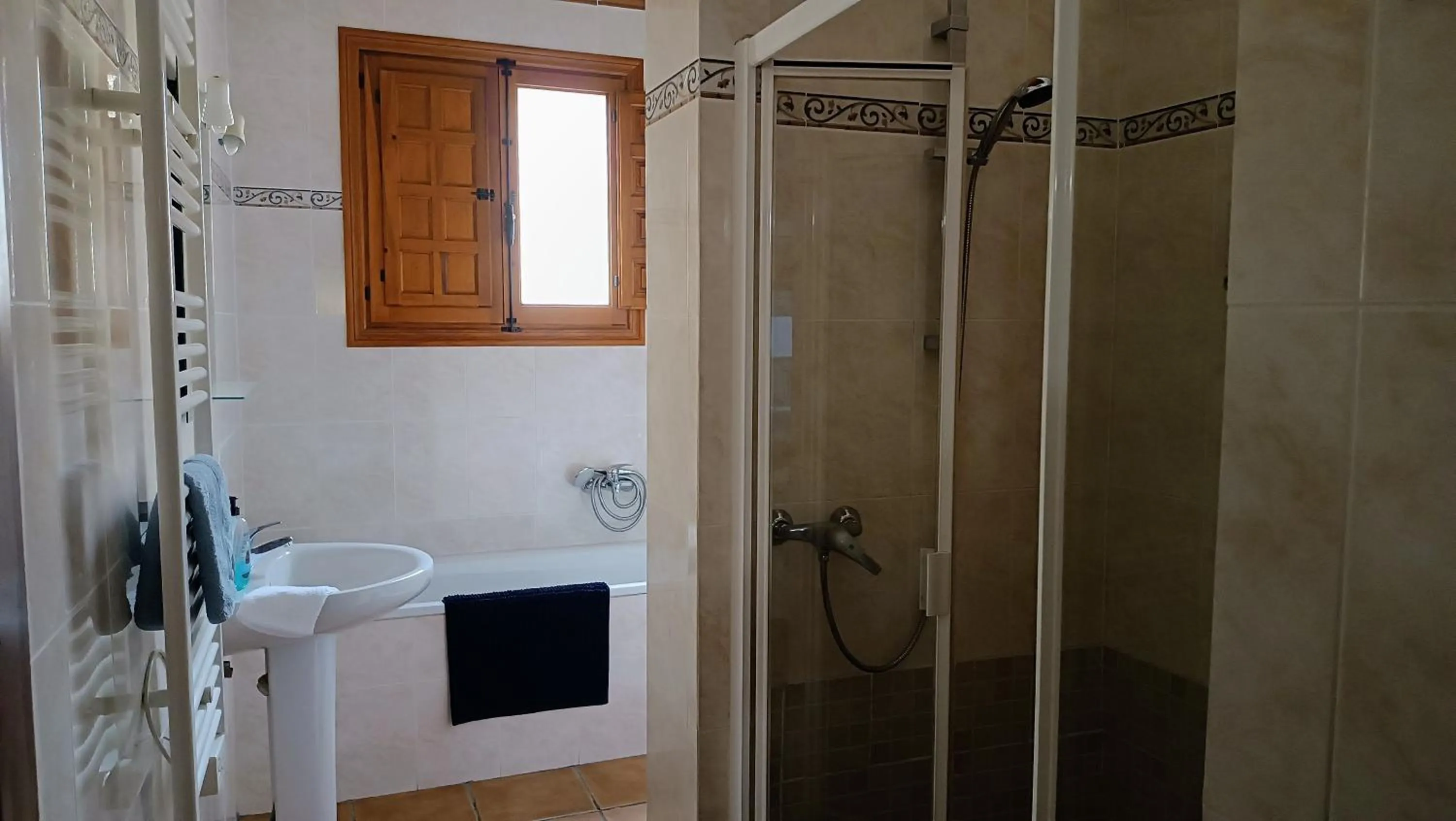 Bathroom in Sunny Vista