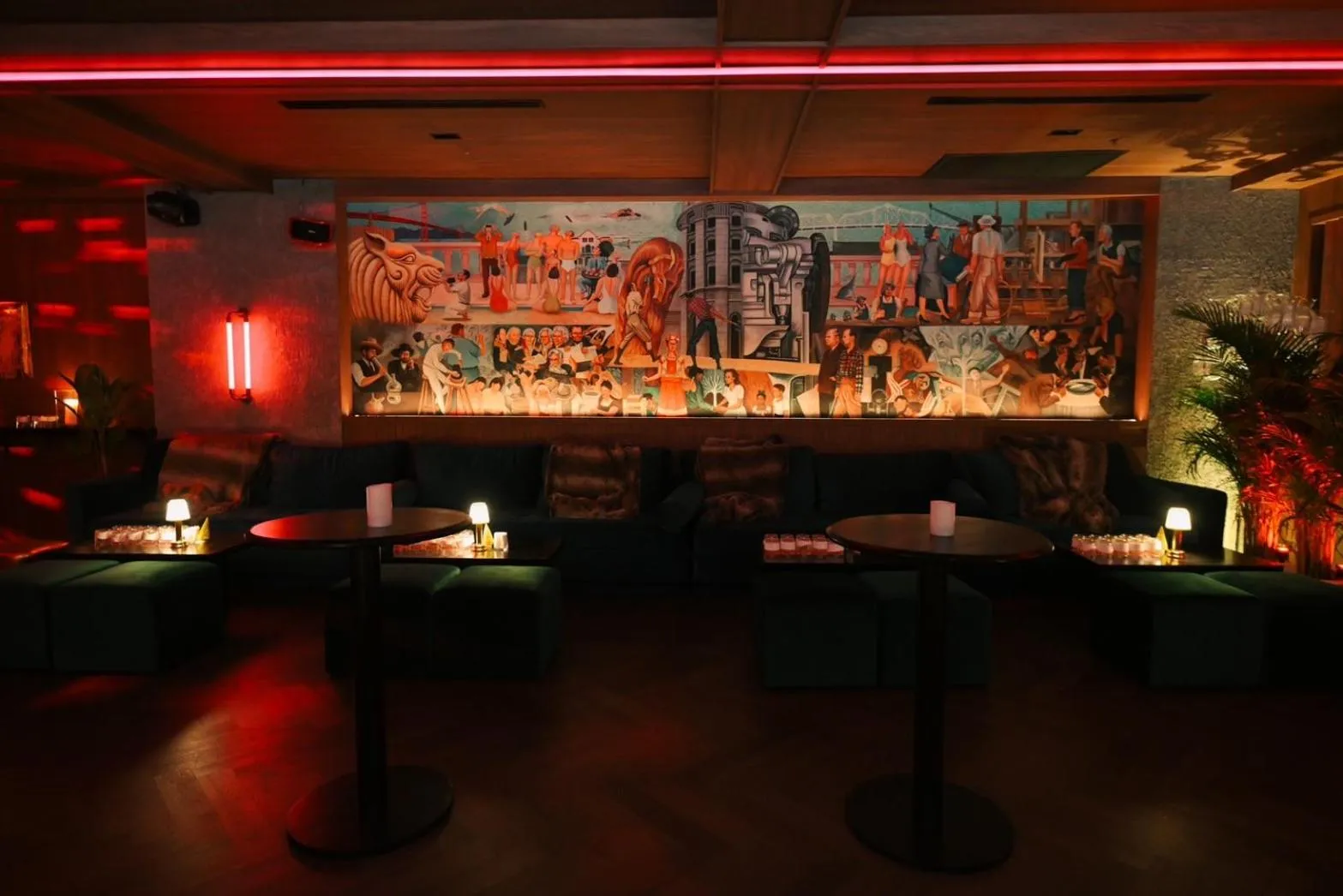 Lounge or bar in The Davis Bangkok