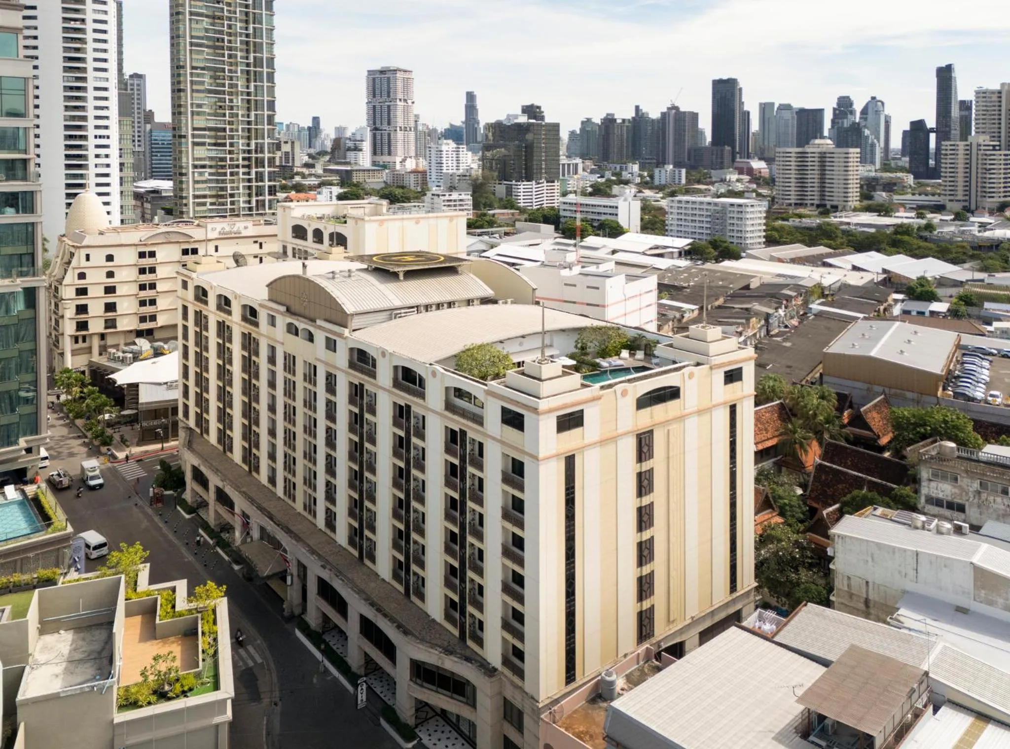 Property building in The Davis Bangkok