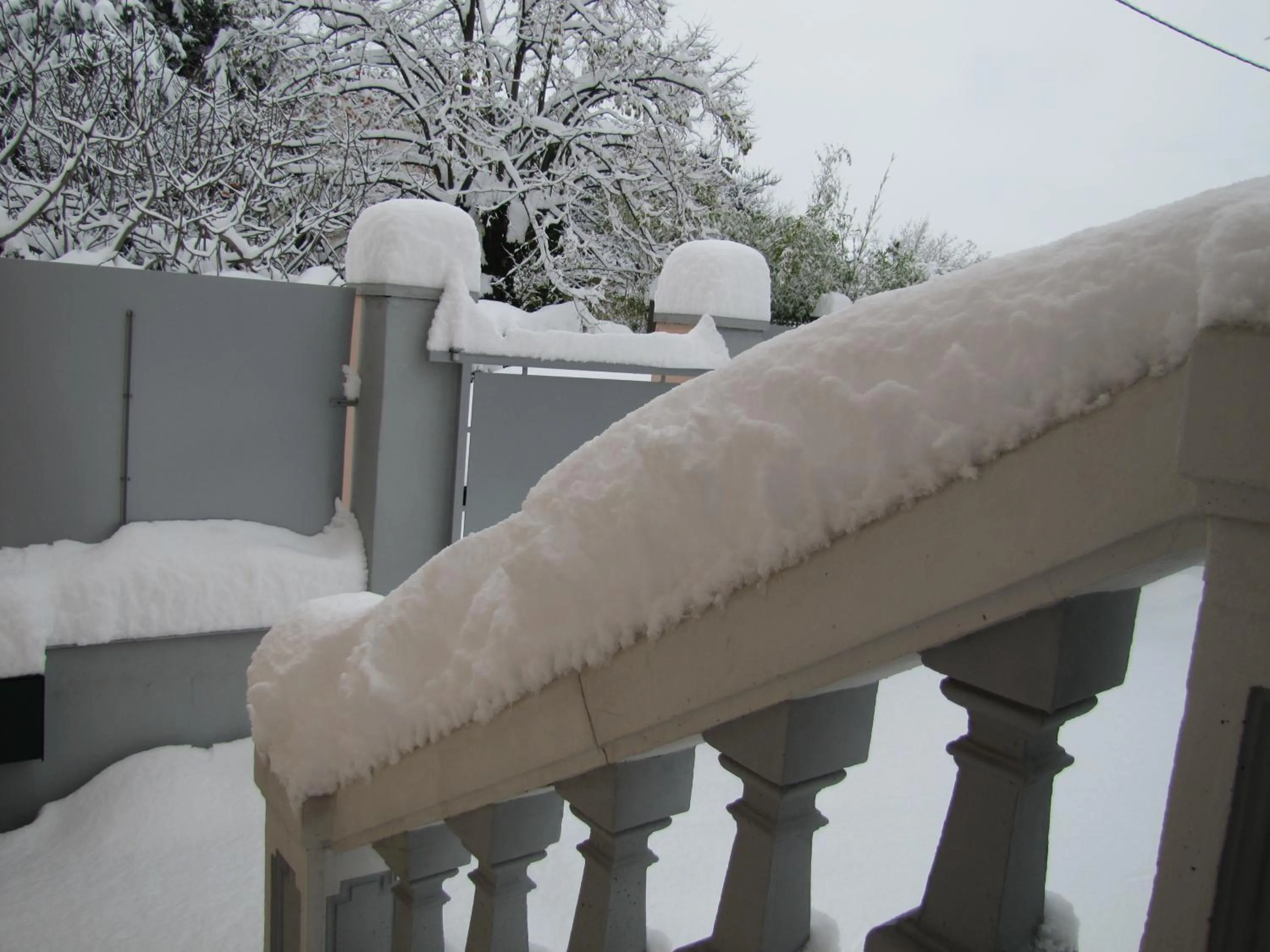 Garden view in Chambres d'Hôtes Les Muriers