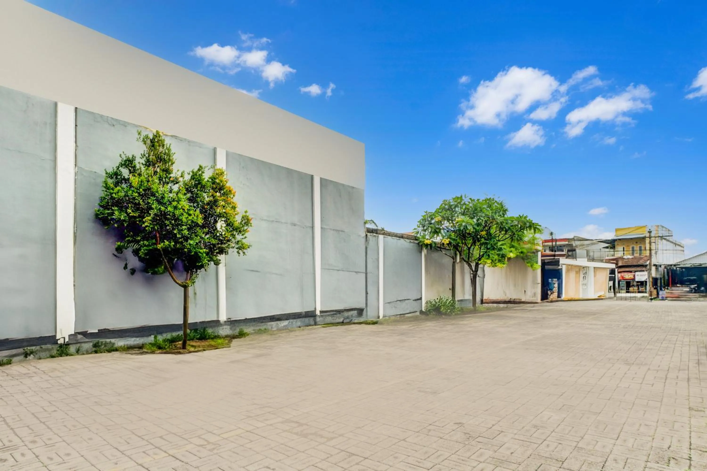 Floor plan in Hotel O Siwalankerto Near Surabaya Carnival