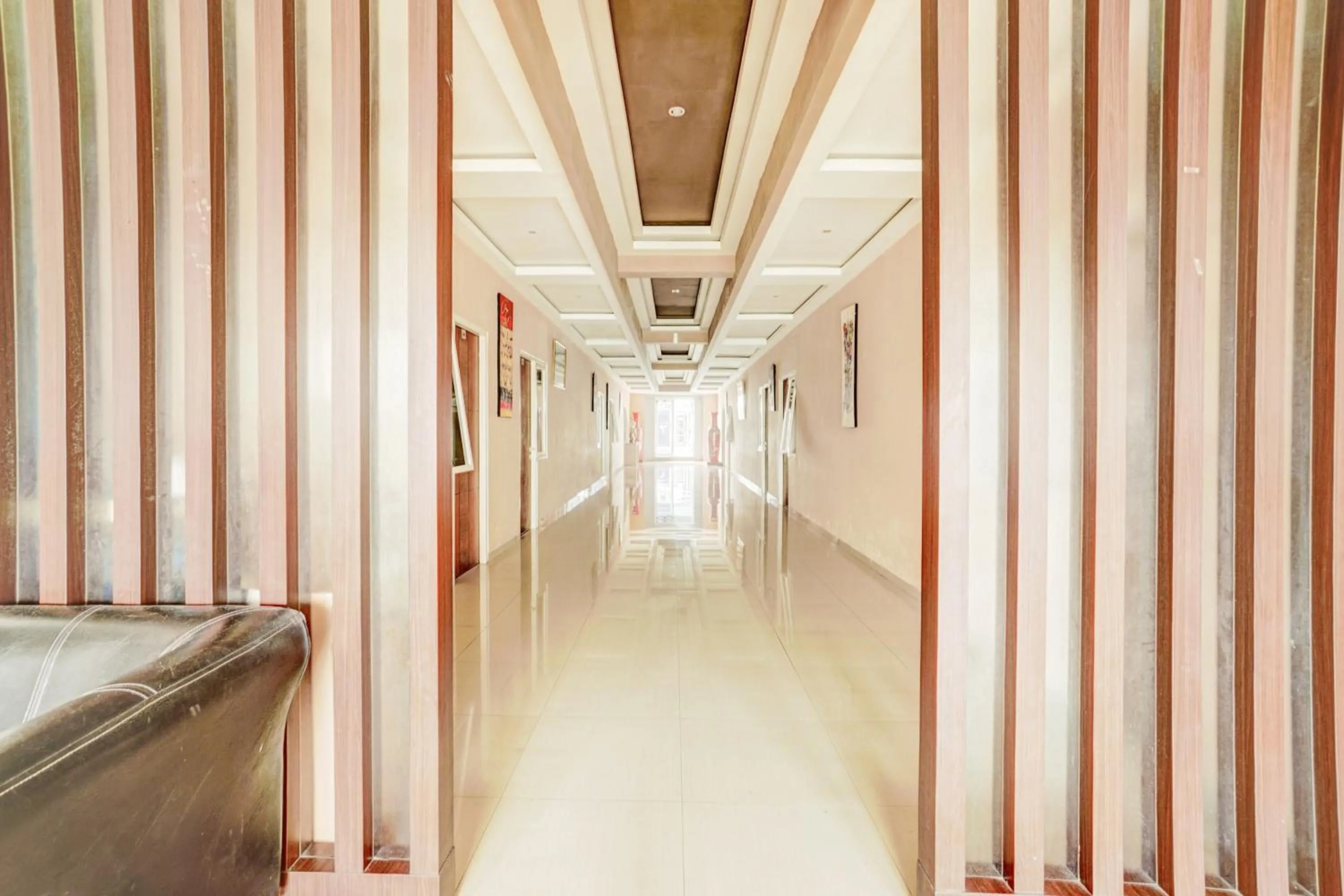 Lobby or reception in Hotel O Siwalankerto Near Surabaya Carnival