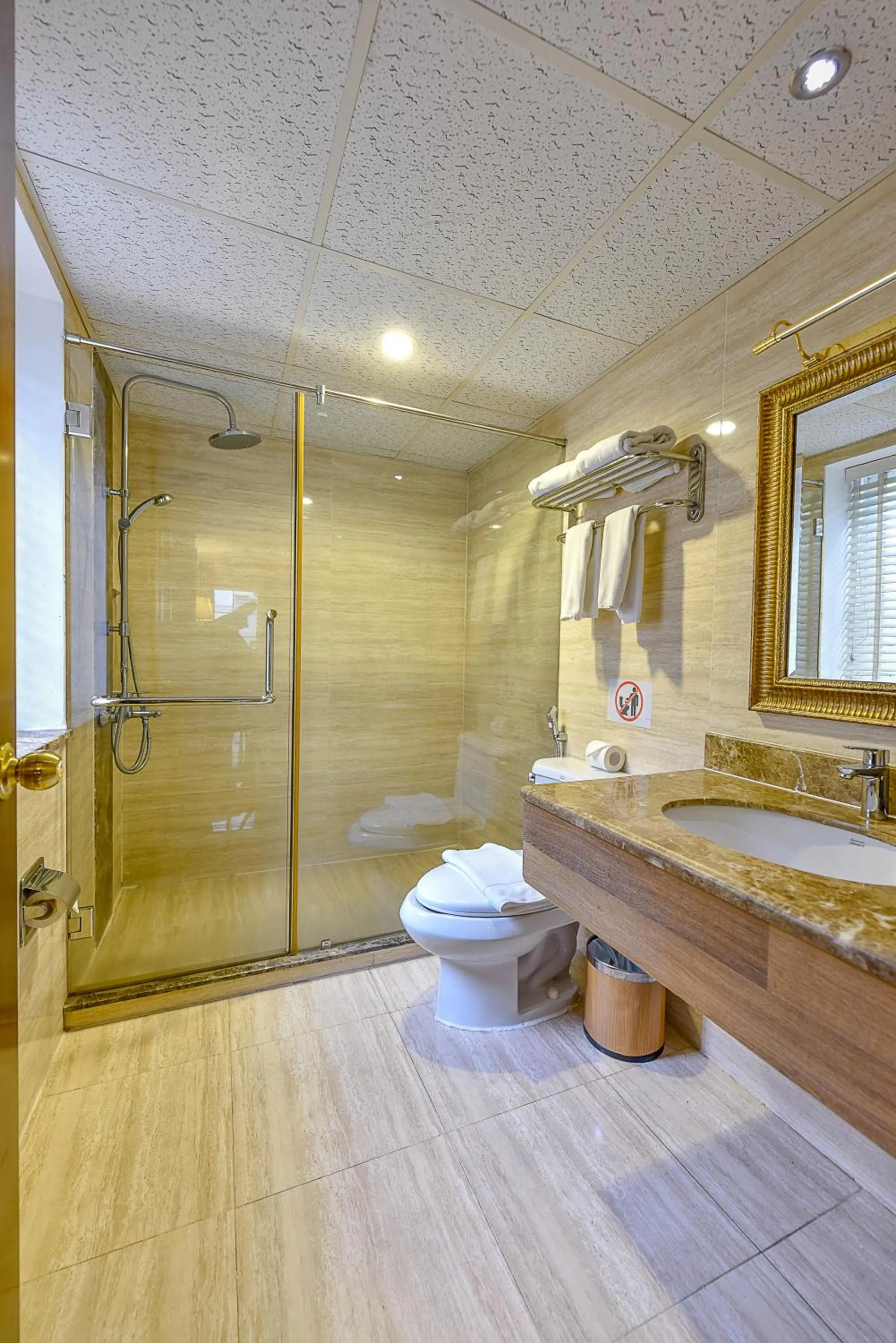 Bathroom in Boutique Garden Hotel