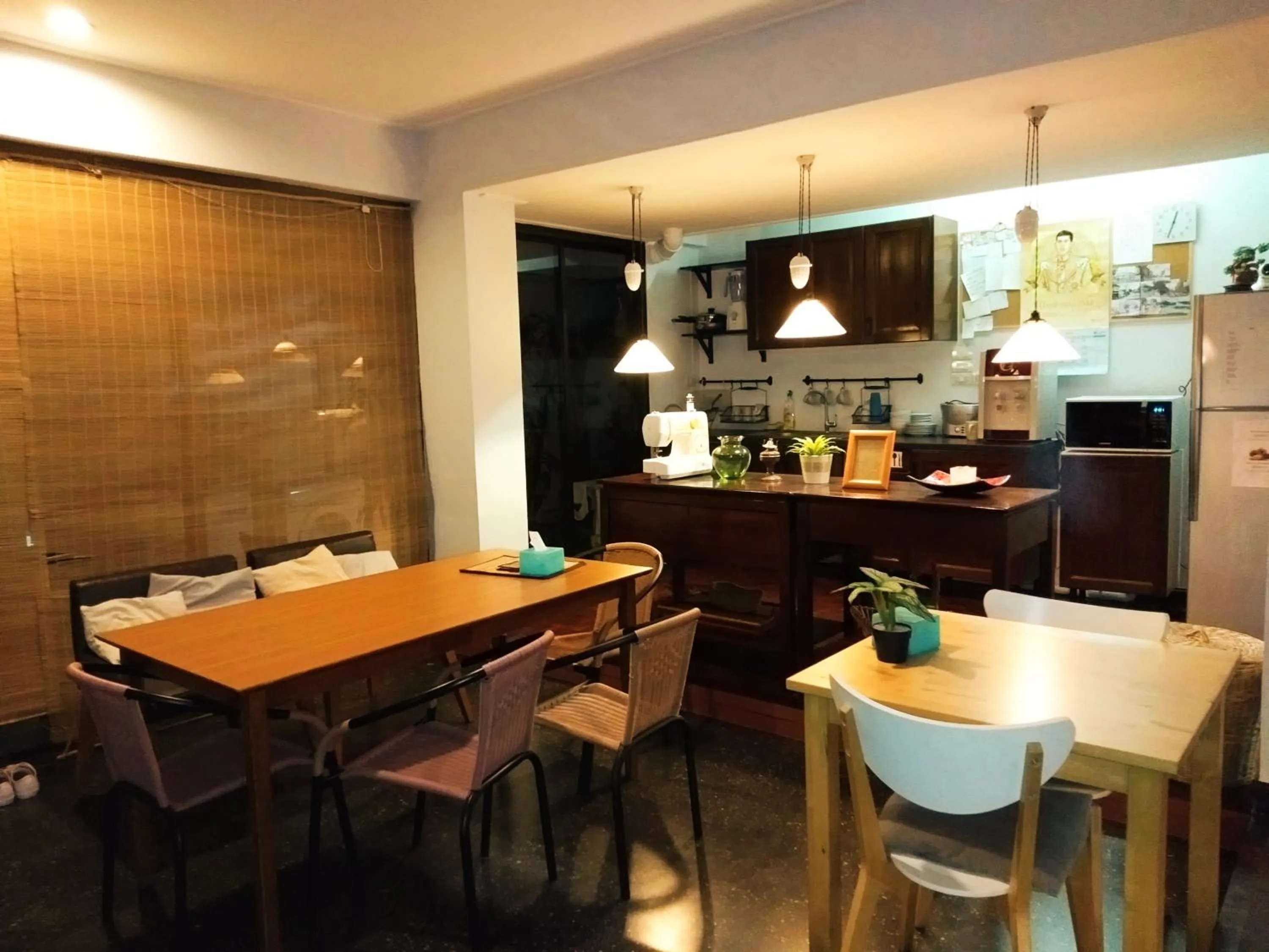 Dining area in House 23 Guesthouse