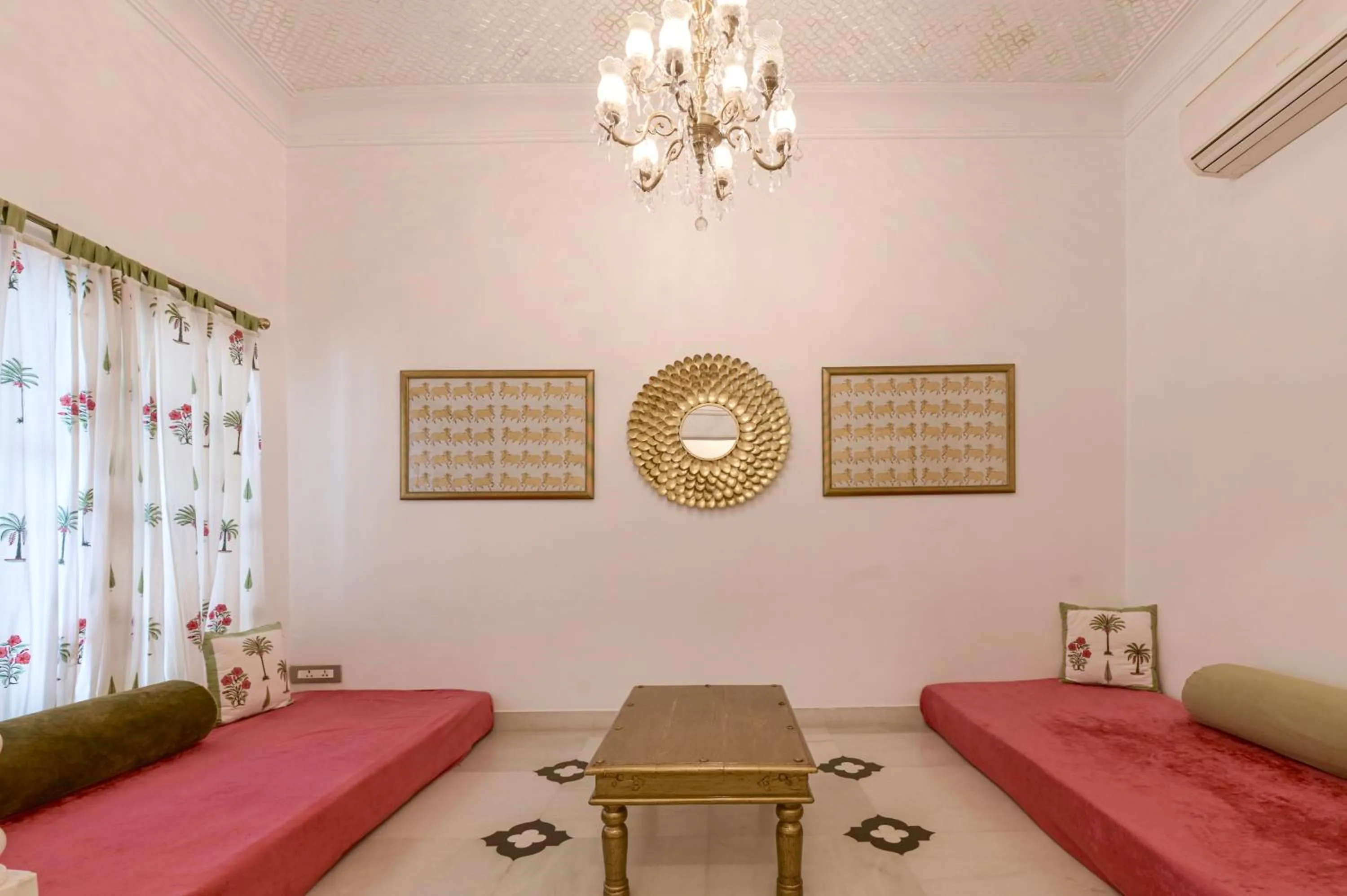 Seating area in Jagat Niwas Palace