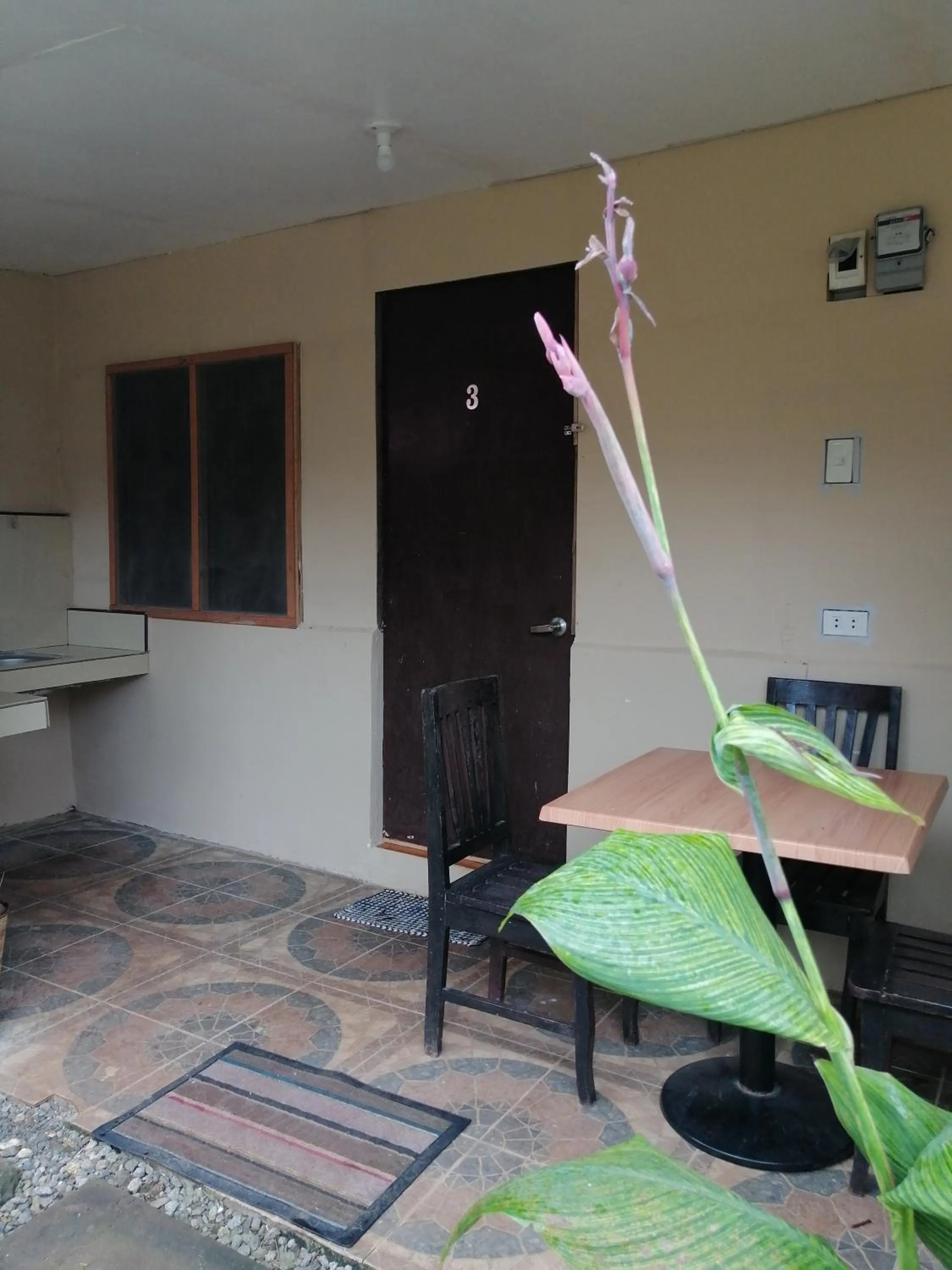 Dining area in Walkerz Inn