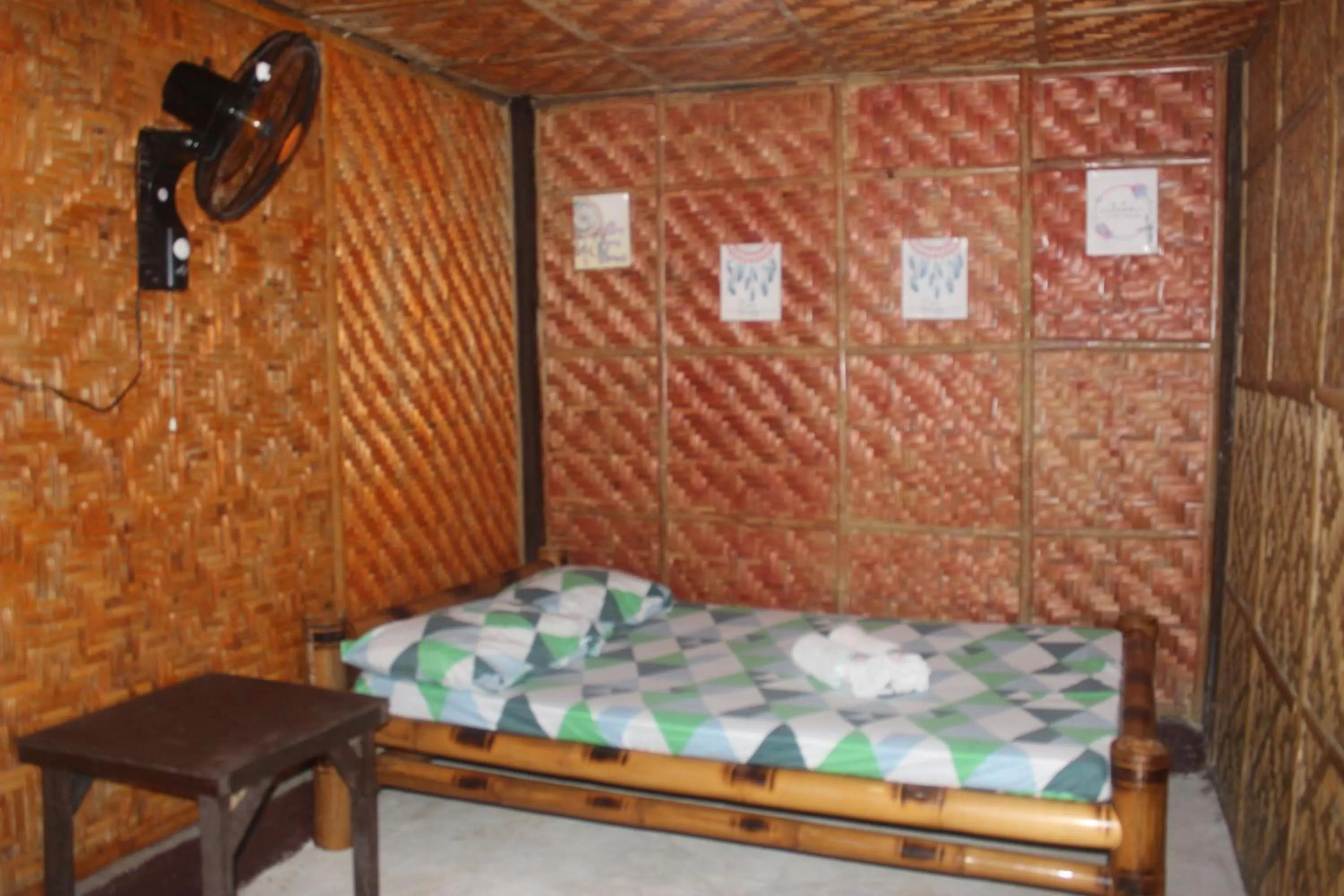 Photo of the whole room, Bed in Walkerz Inn