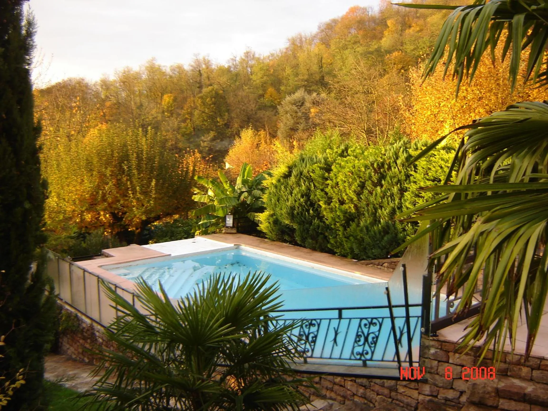 Swimming pool in La Villa du Rhône
