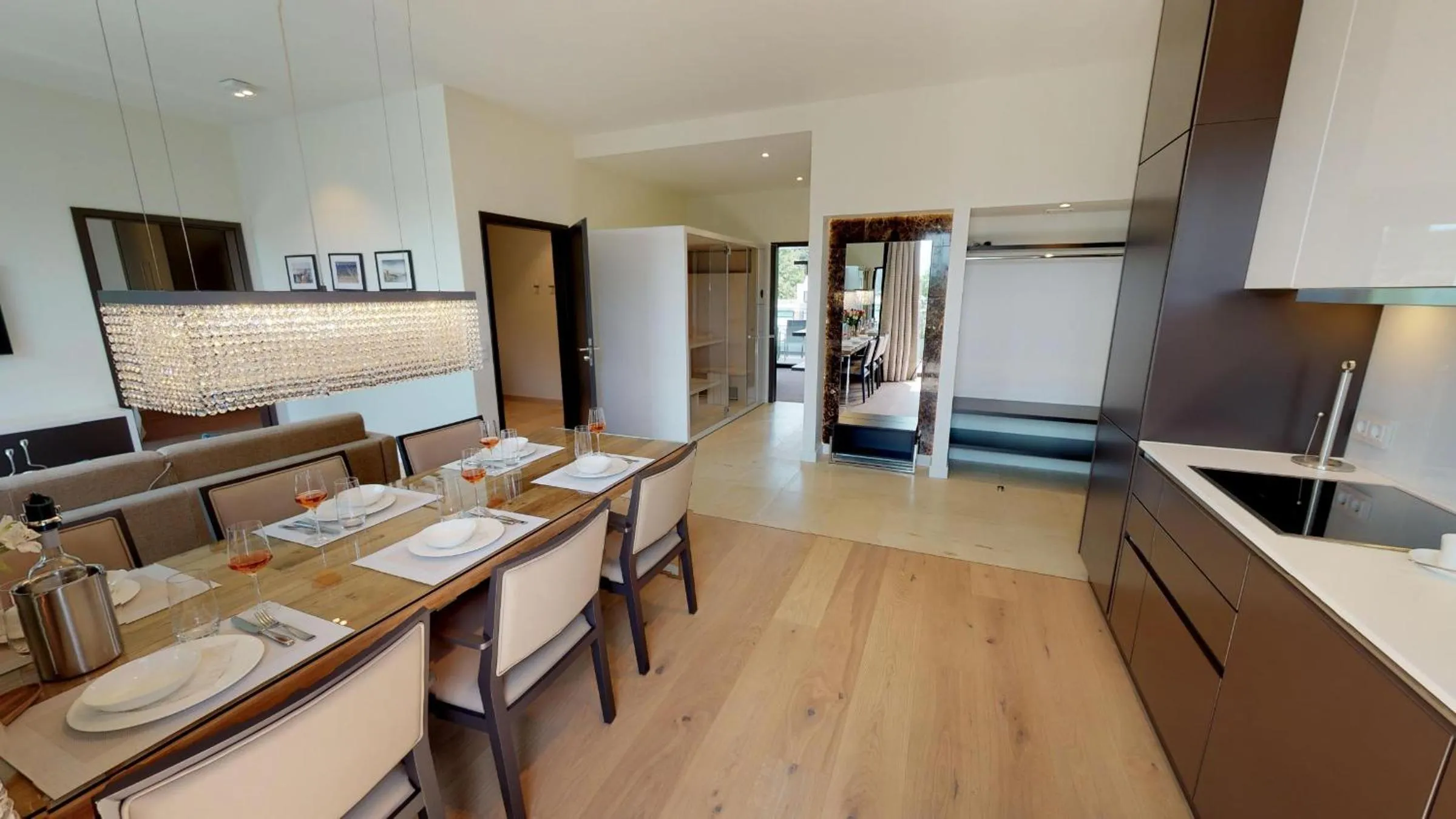 White Pearl Apartment 4.40