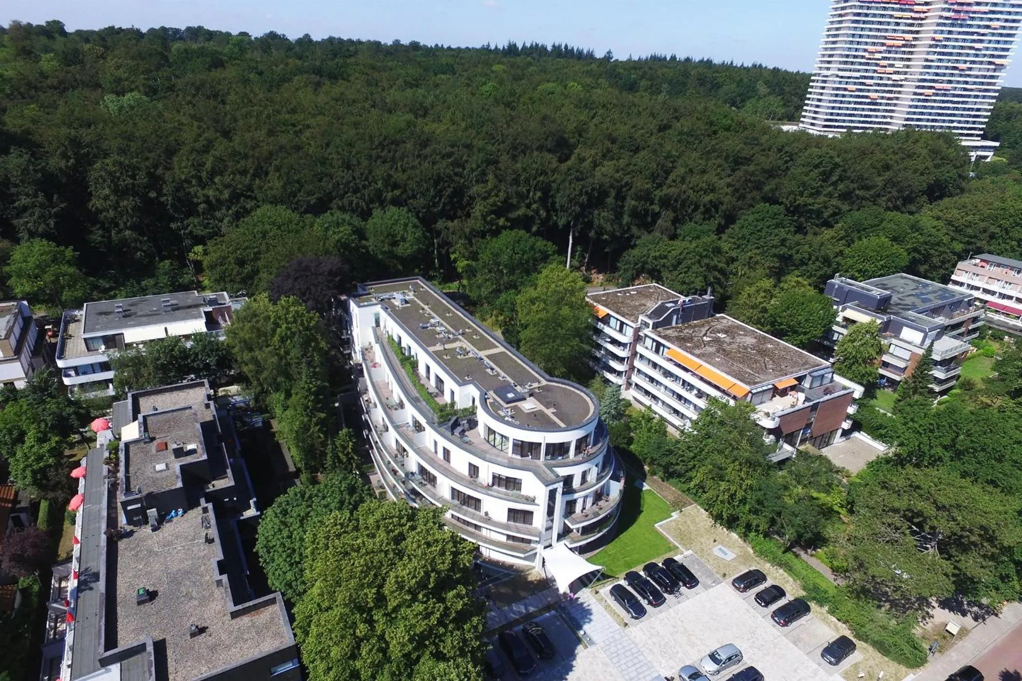 Bird's eye view in White Pearl Apartment 1.01
