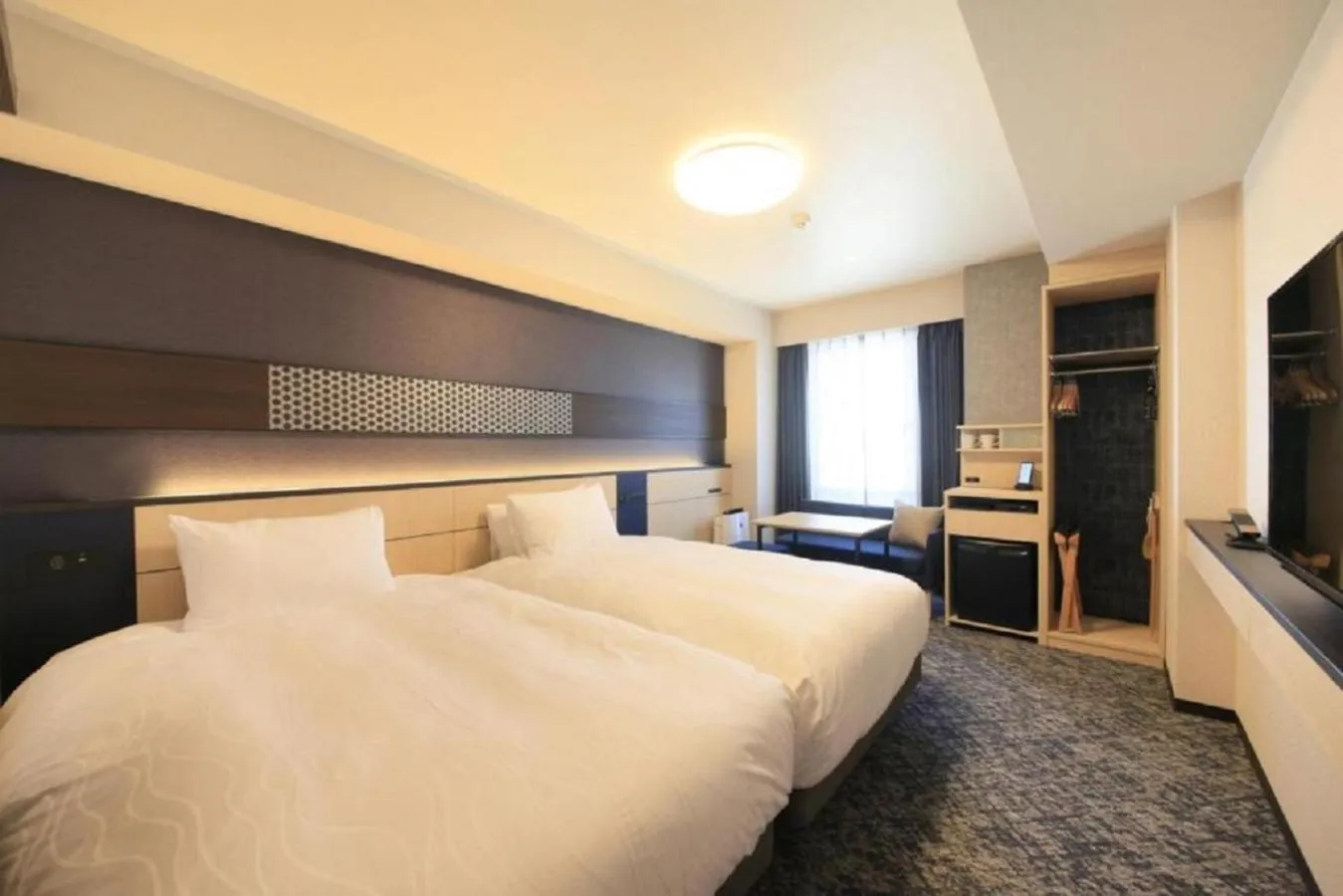 Bed in Keisei Richmond Hotel Tokyo Monzennakacho