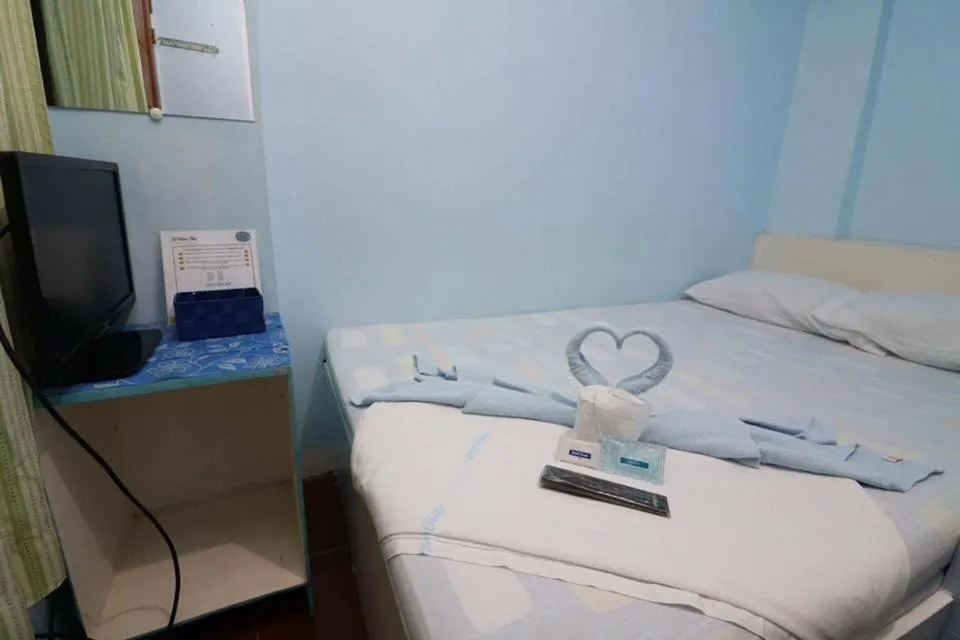 Bed in The Beach Anne Boracay