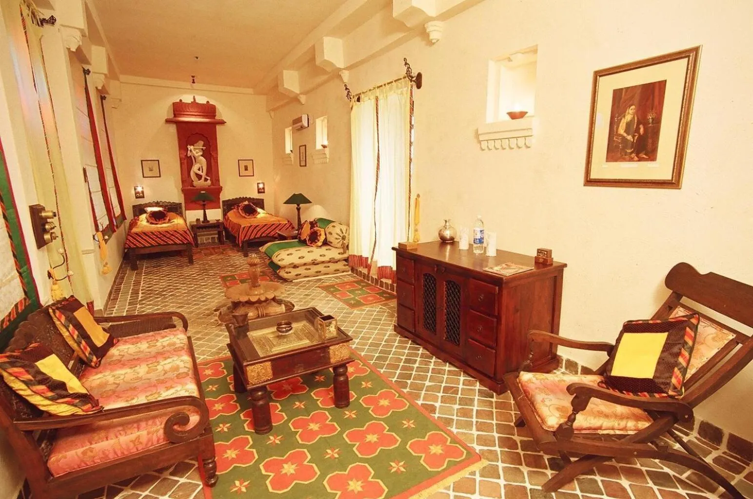 Photo of the whole room in Deogarh Mahal