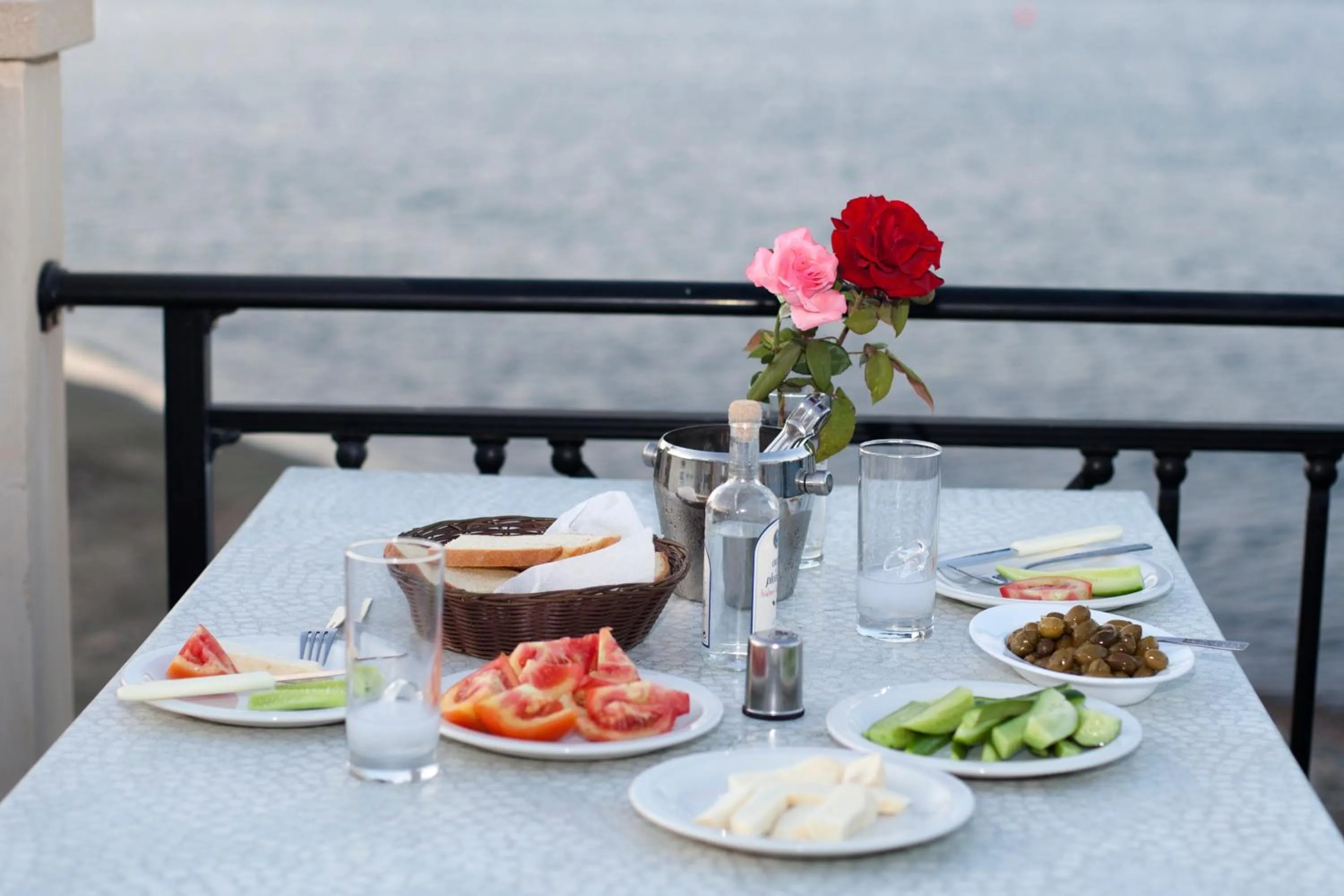 Day in Tylos Beach Hotel