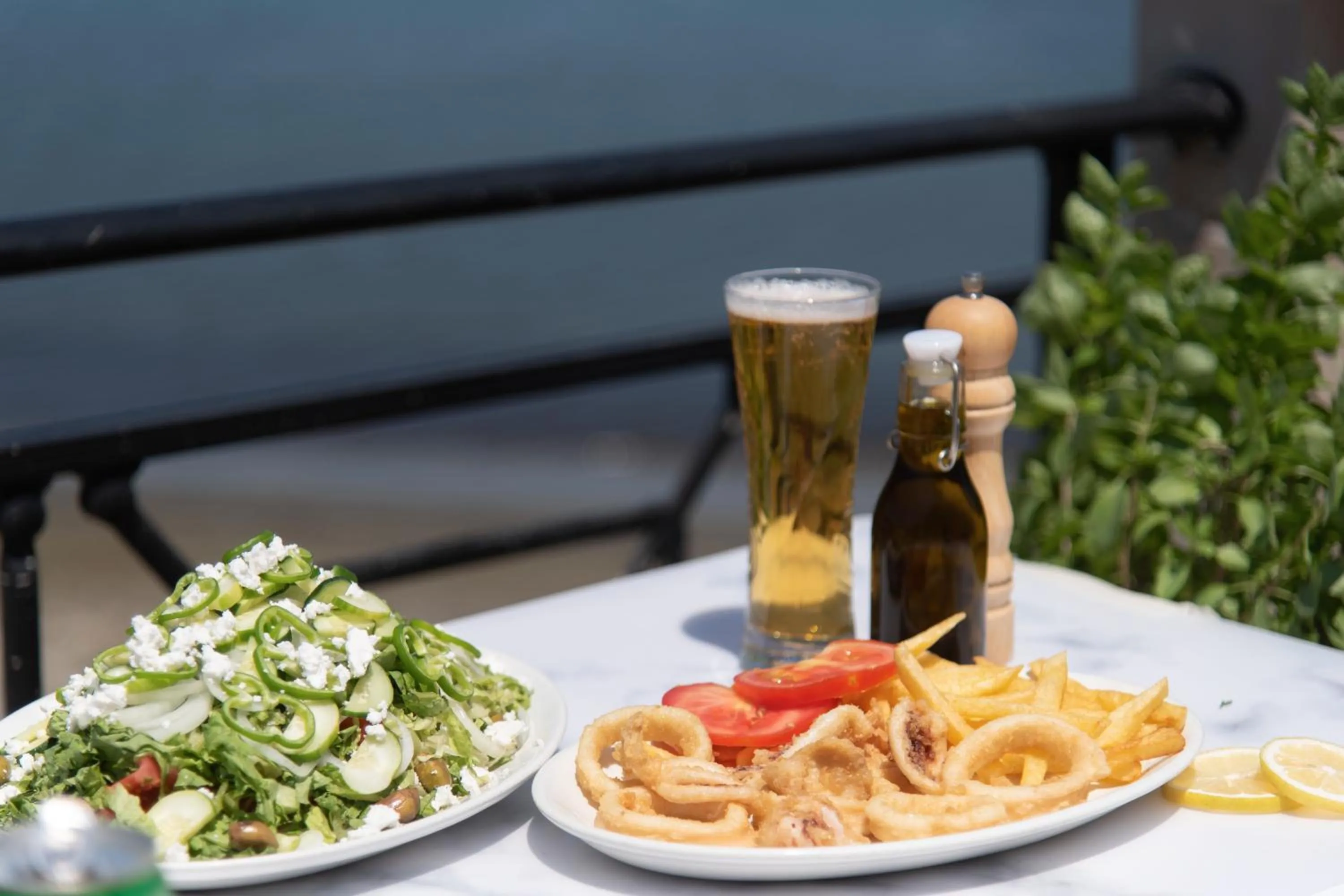 Restaurant/places to eat in Tylos Beach Hotel