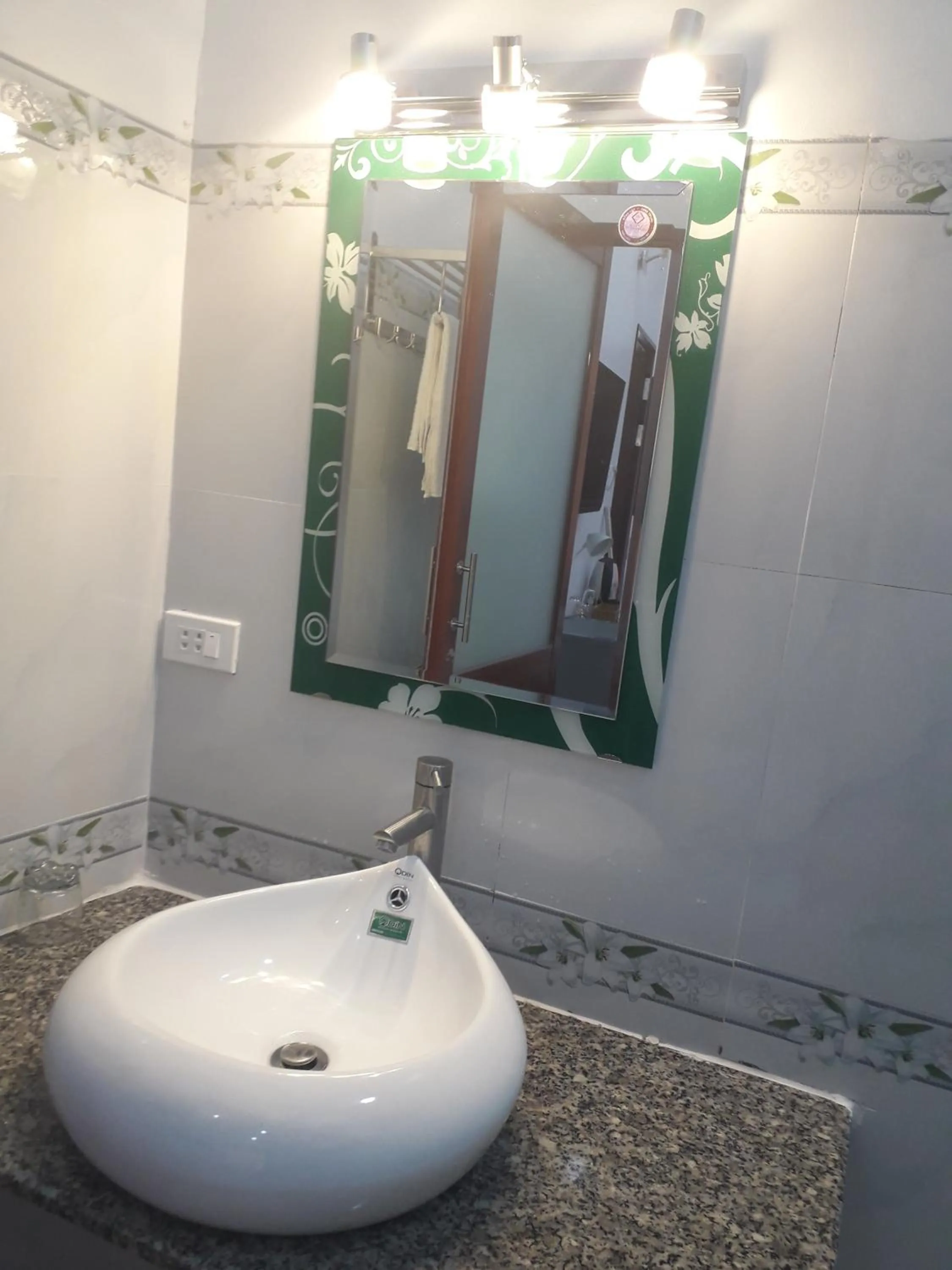 Bathroom in Khách Sạn Nhà Hàng Ngọc Hân