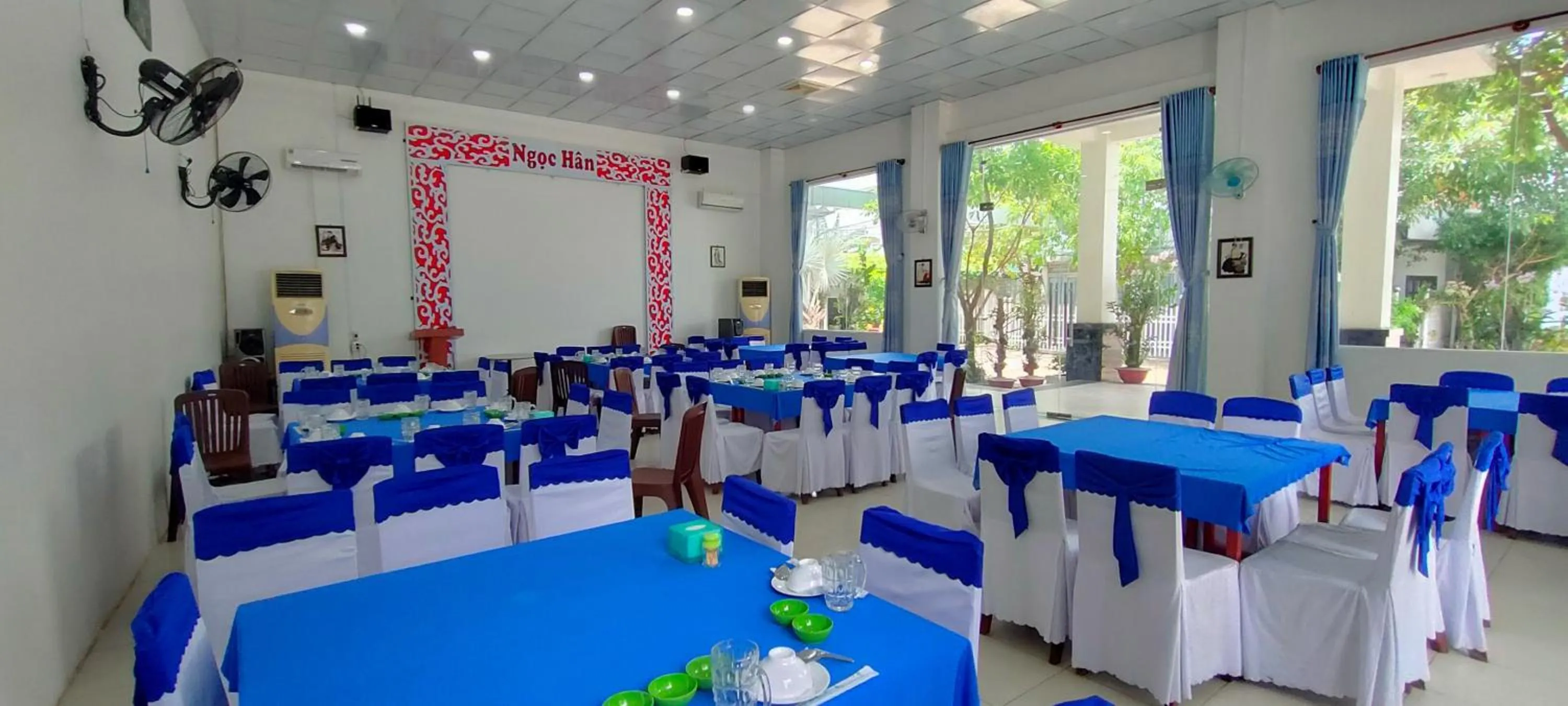 wedding in Khách Sạn Nhà Hàng Ngọc Hân