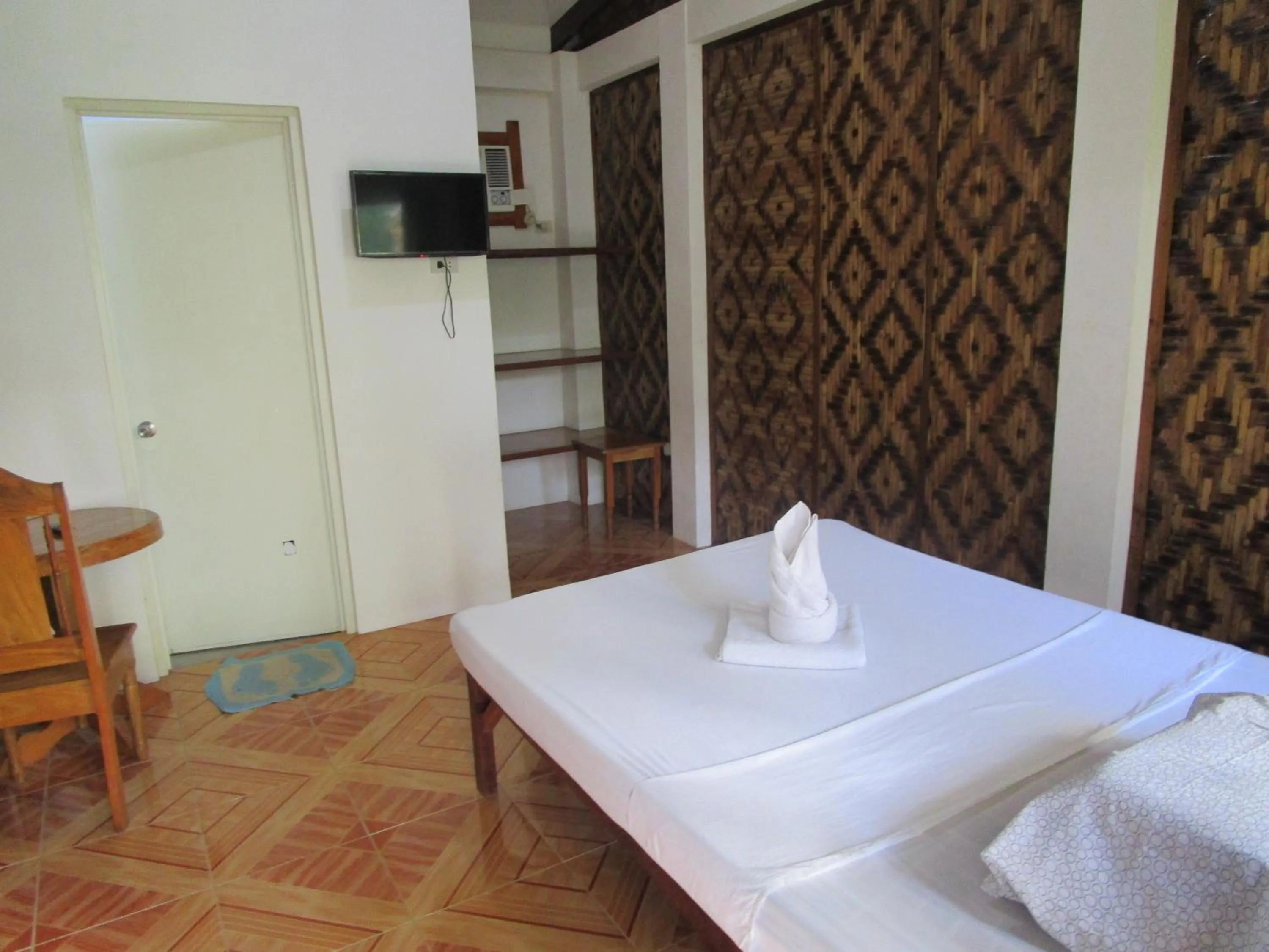 Photo of the whole room in Point 303 Resort