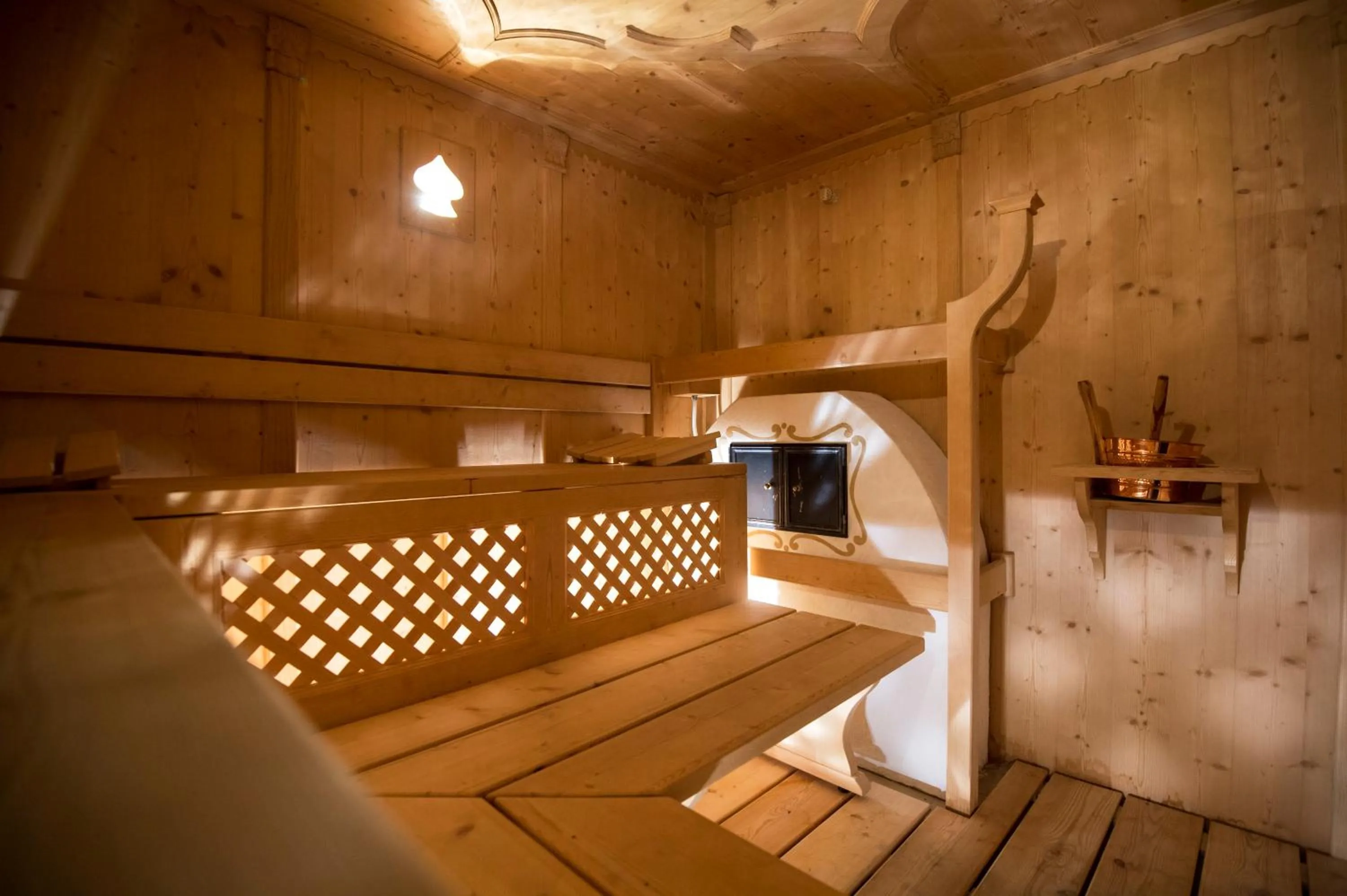 Massage in ArtHotel Anterleghes - Gardenahotels