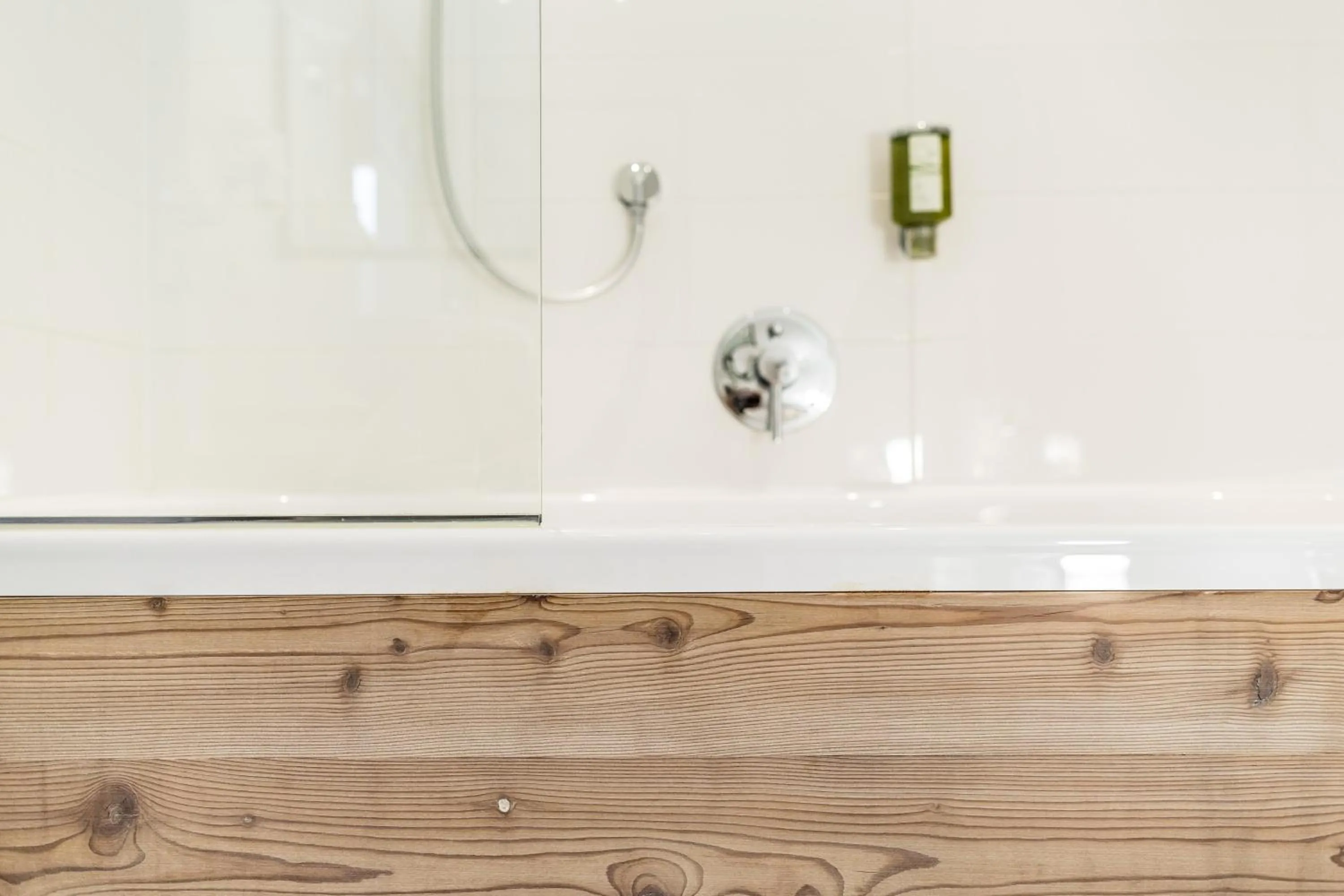 Bathroom in ArtHotel Anterleghes - Gardenahotels