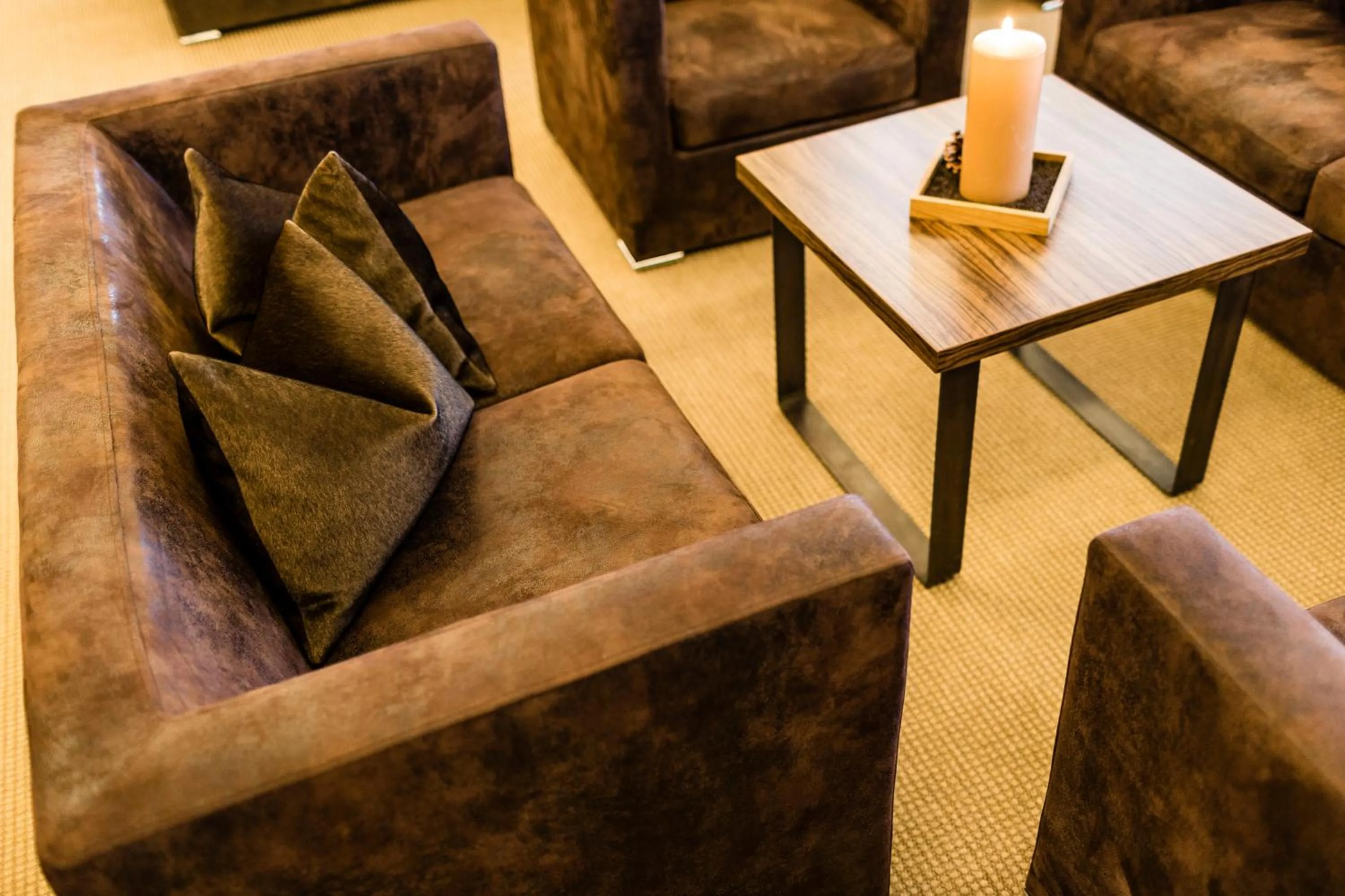 Lounge or bar in ArtHotel Anterleghes - Gardenahotels