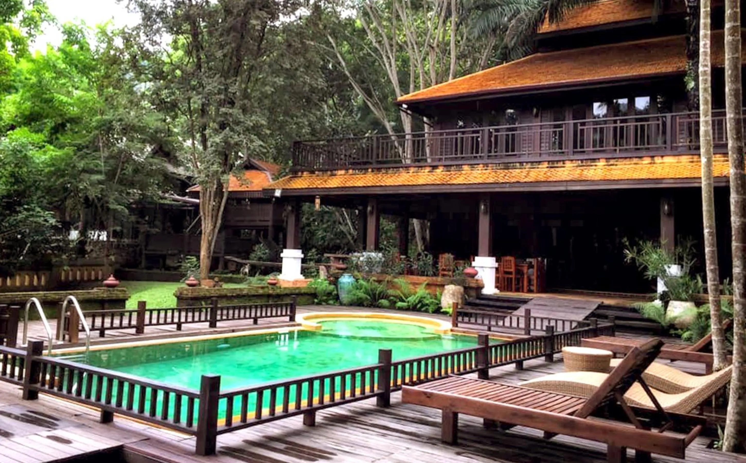 Swimming pool in คุ้มสะเมิง-Samoeng Center