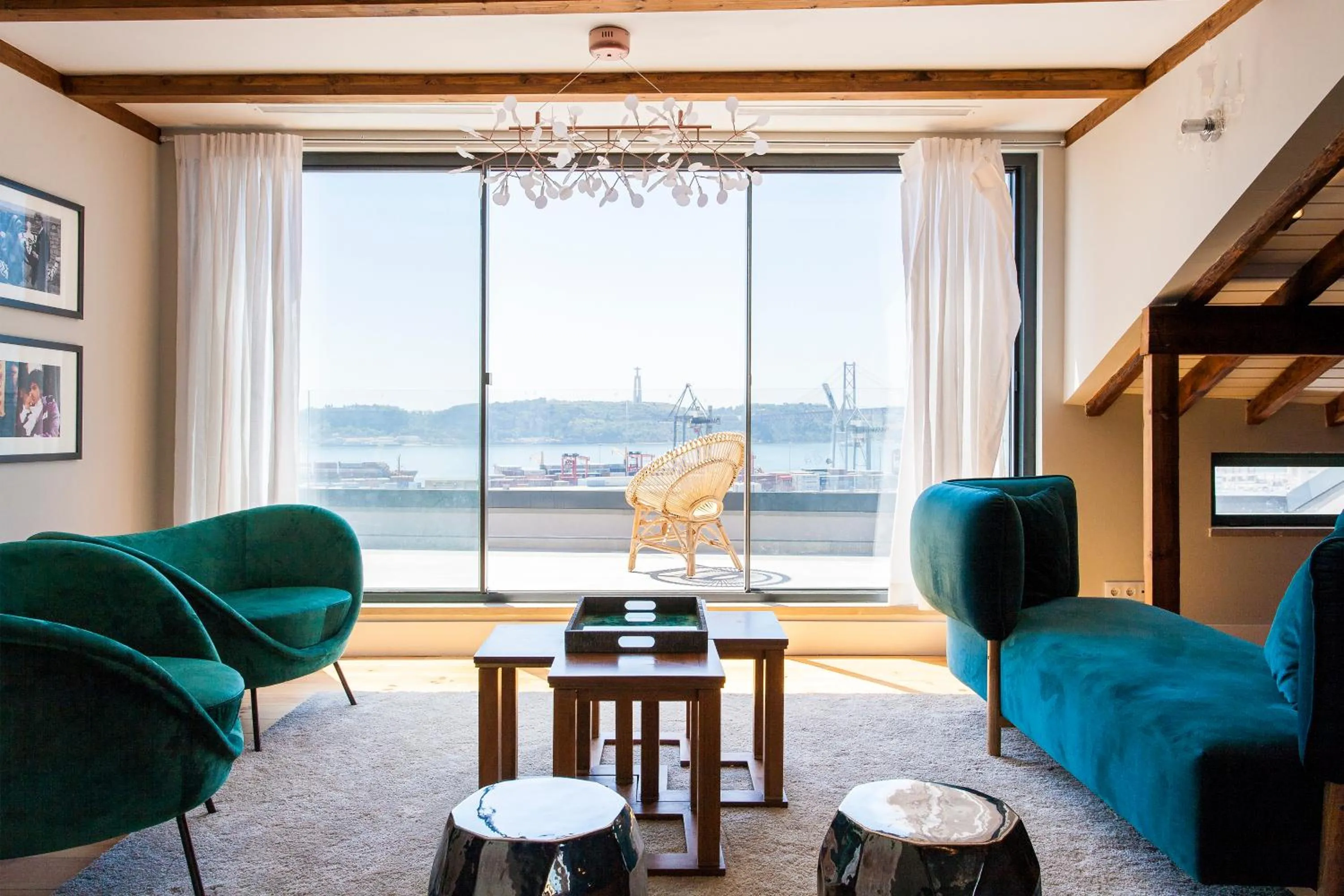 Living room in LuxLapa Duplex