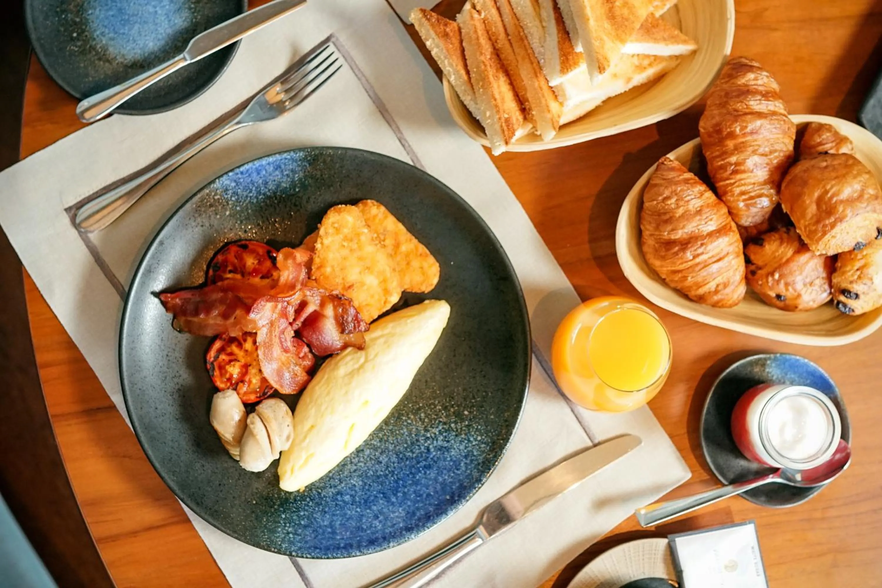 Food in Awei Metta (Yangon)