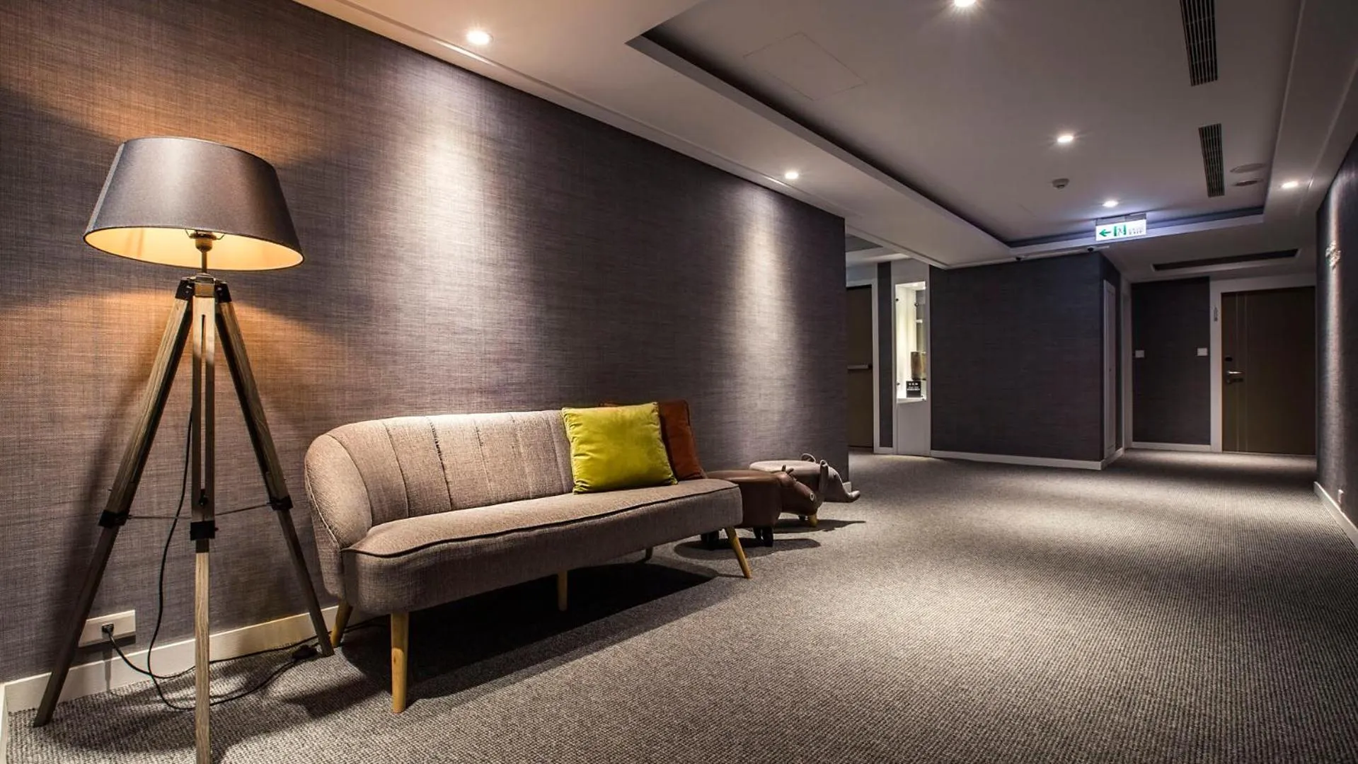 Seating area in Golden Garden Hotel