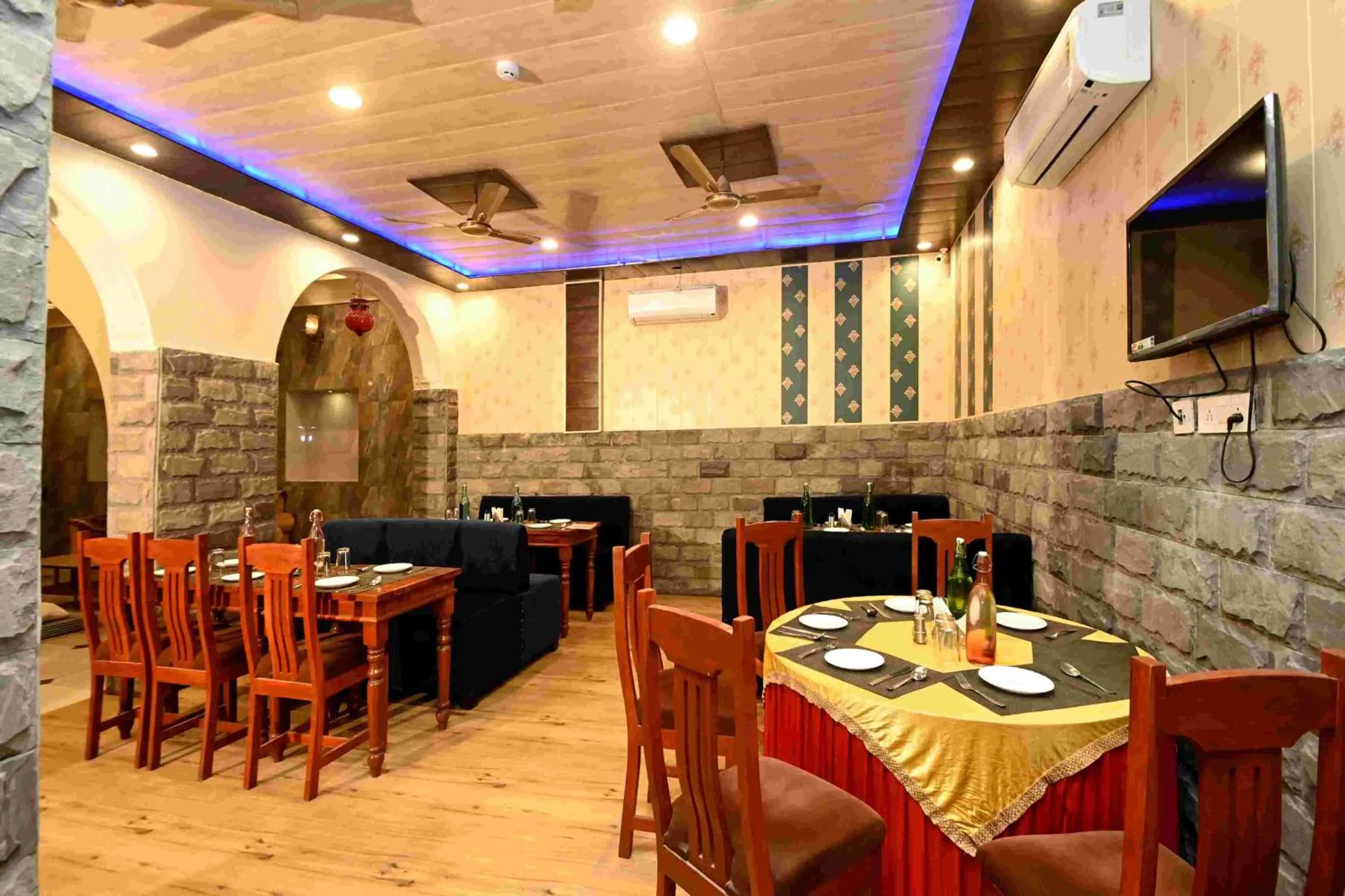 Virasat Mahal Heritage Hotel-Jaipur City Center