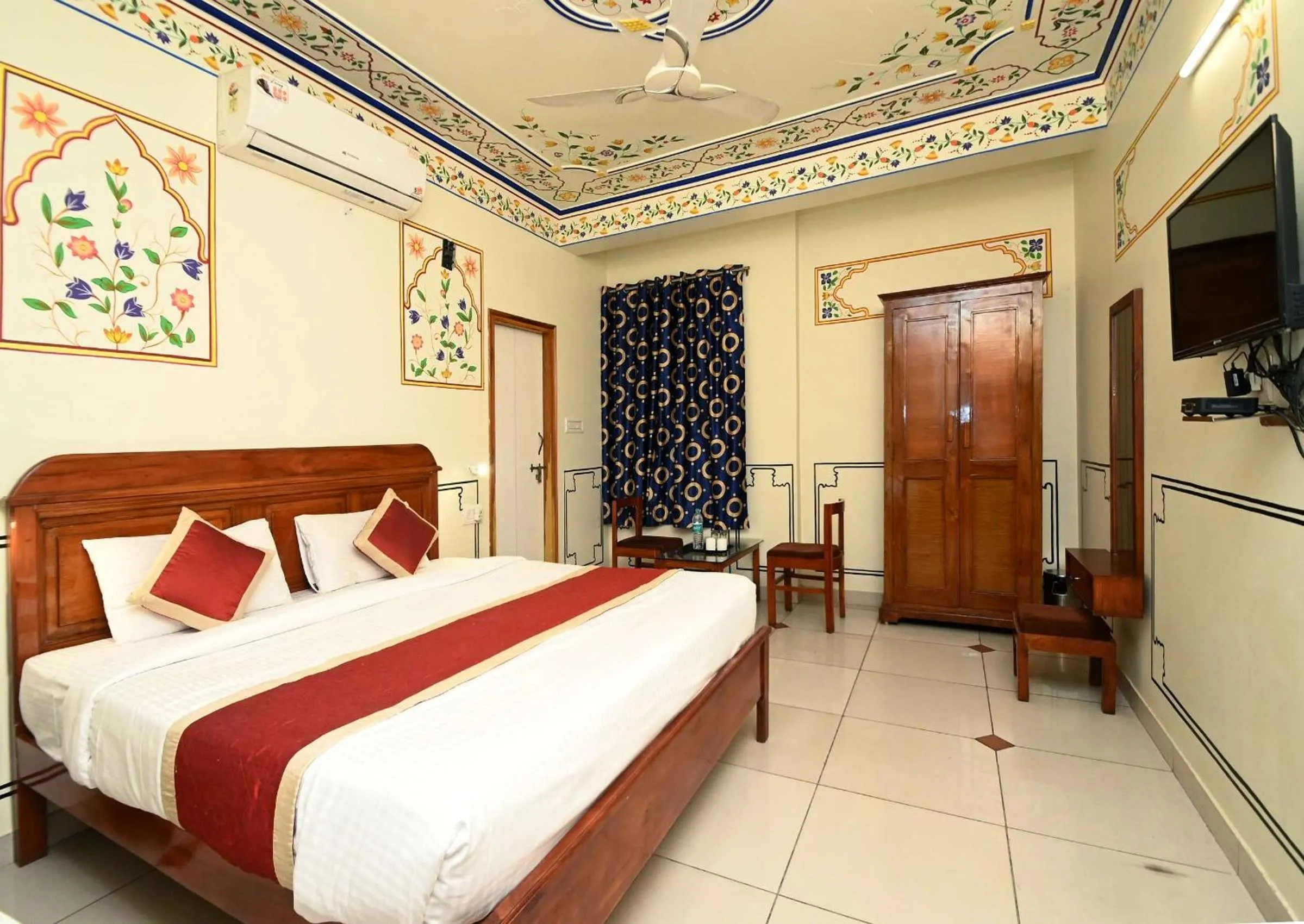 Bed in Virasat Mahal Heritage Hotel-Jaipur City Center