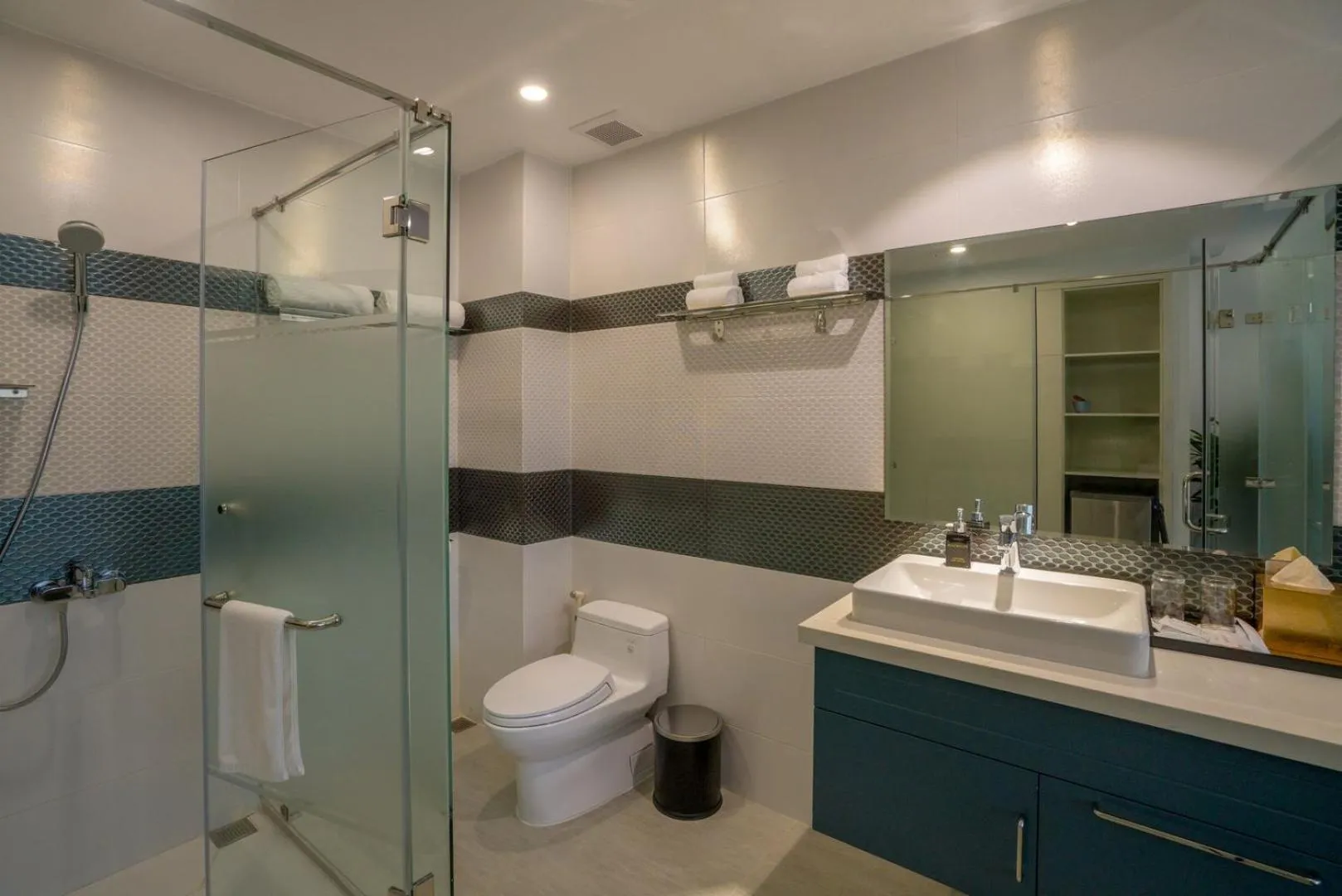 Shower in Beach Haven Suites Hội An Apartment