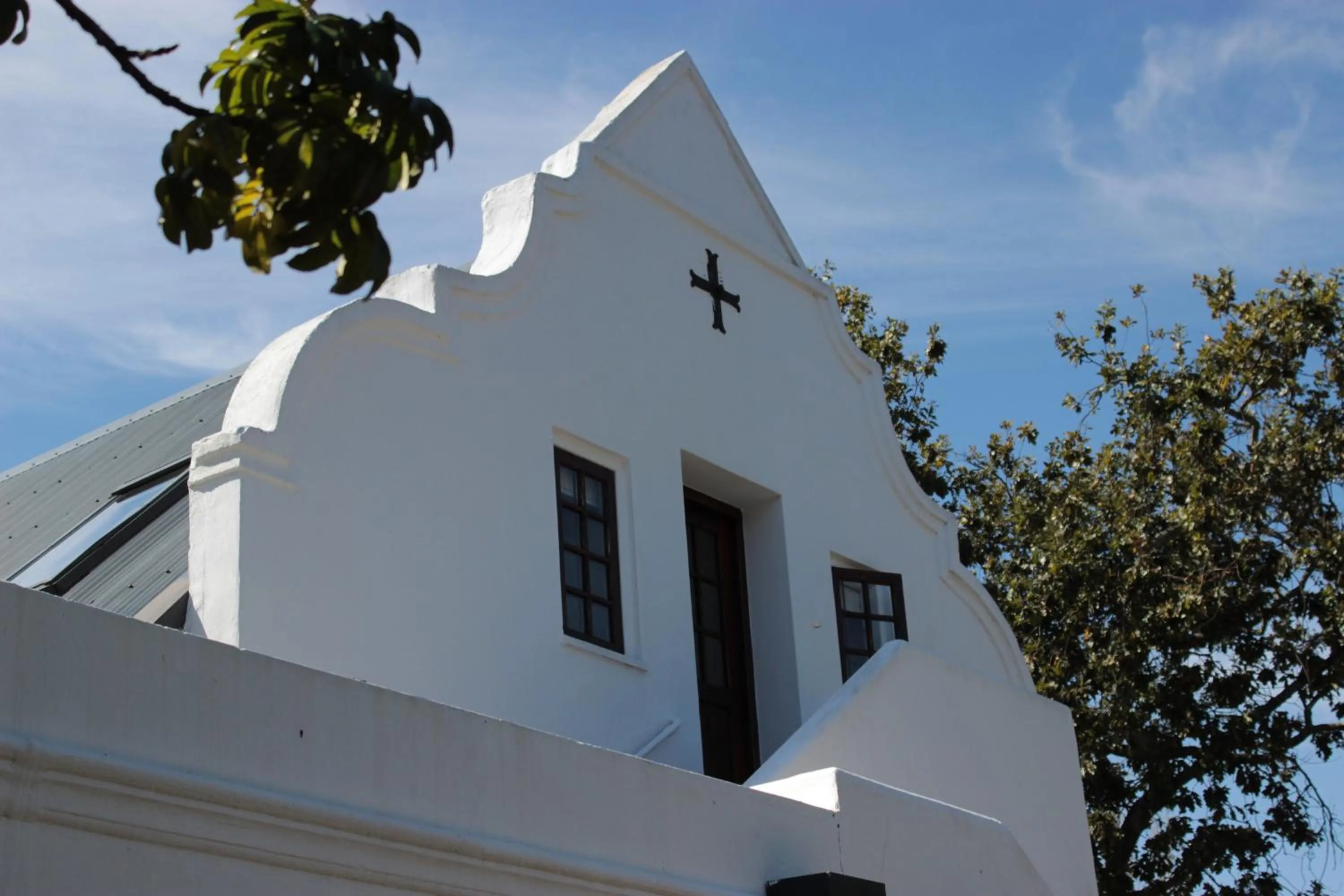 Property building in Vredenburg Manor House
