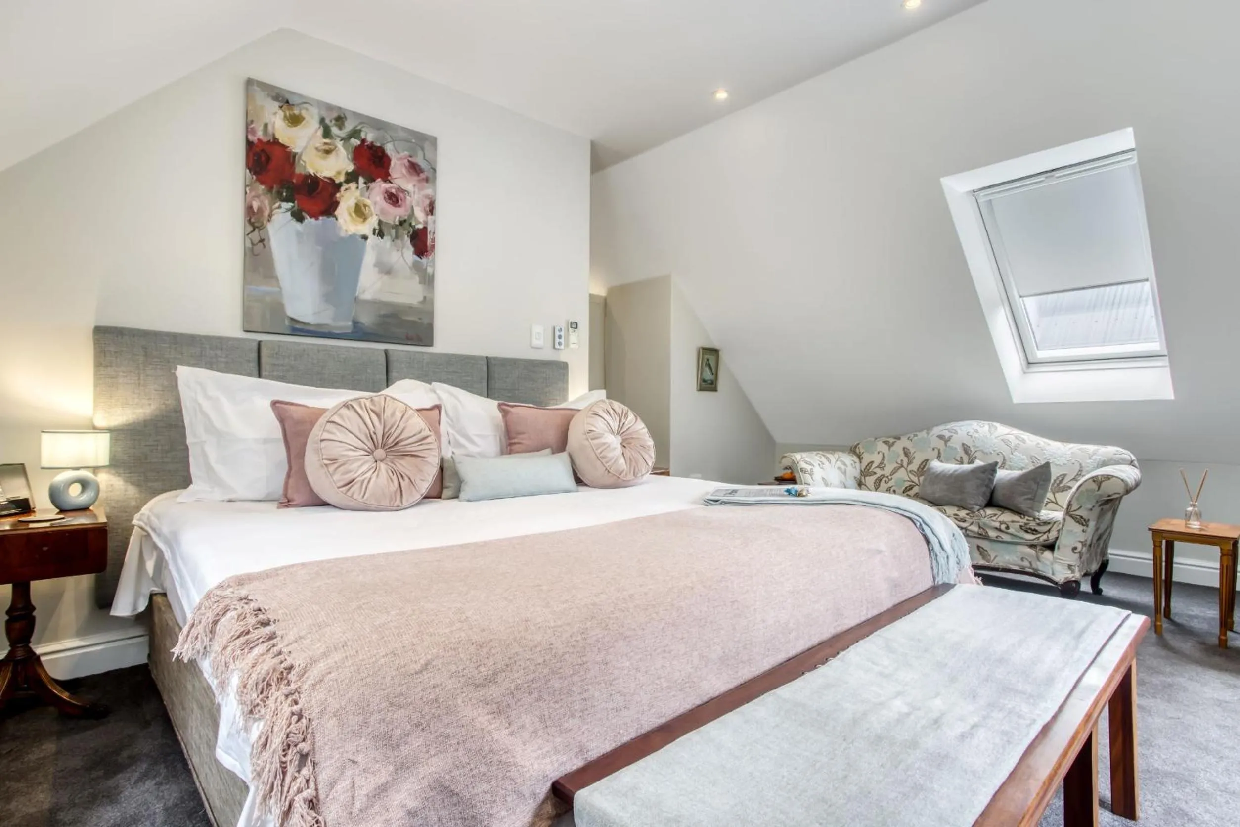 Photo of the whole room, Bed in Vredenburg Manor House