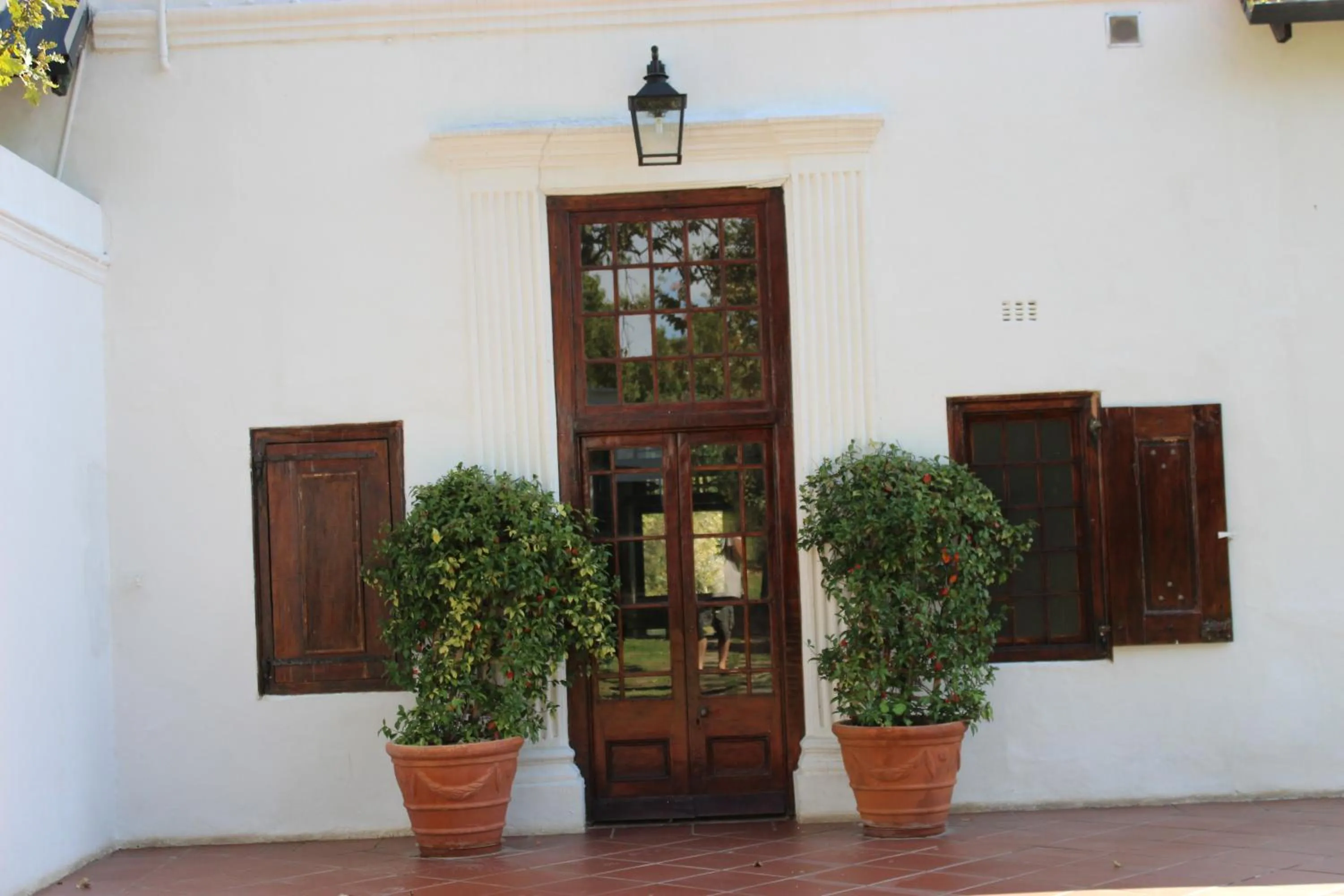 Facade/entrance in Vredenburg Manor House
