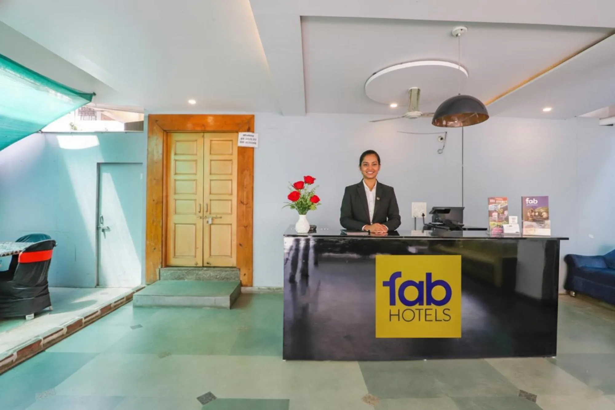 Lobby or reception in Via Osca Inn