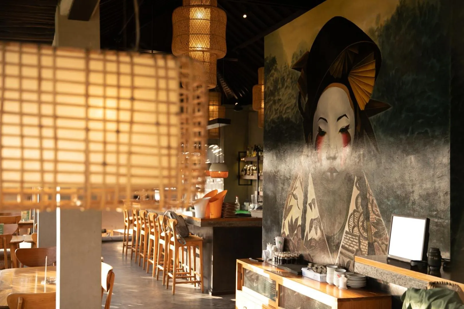 Restaurant/places to eat in Wasabi