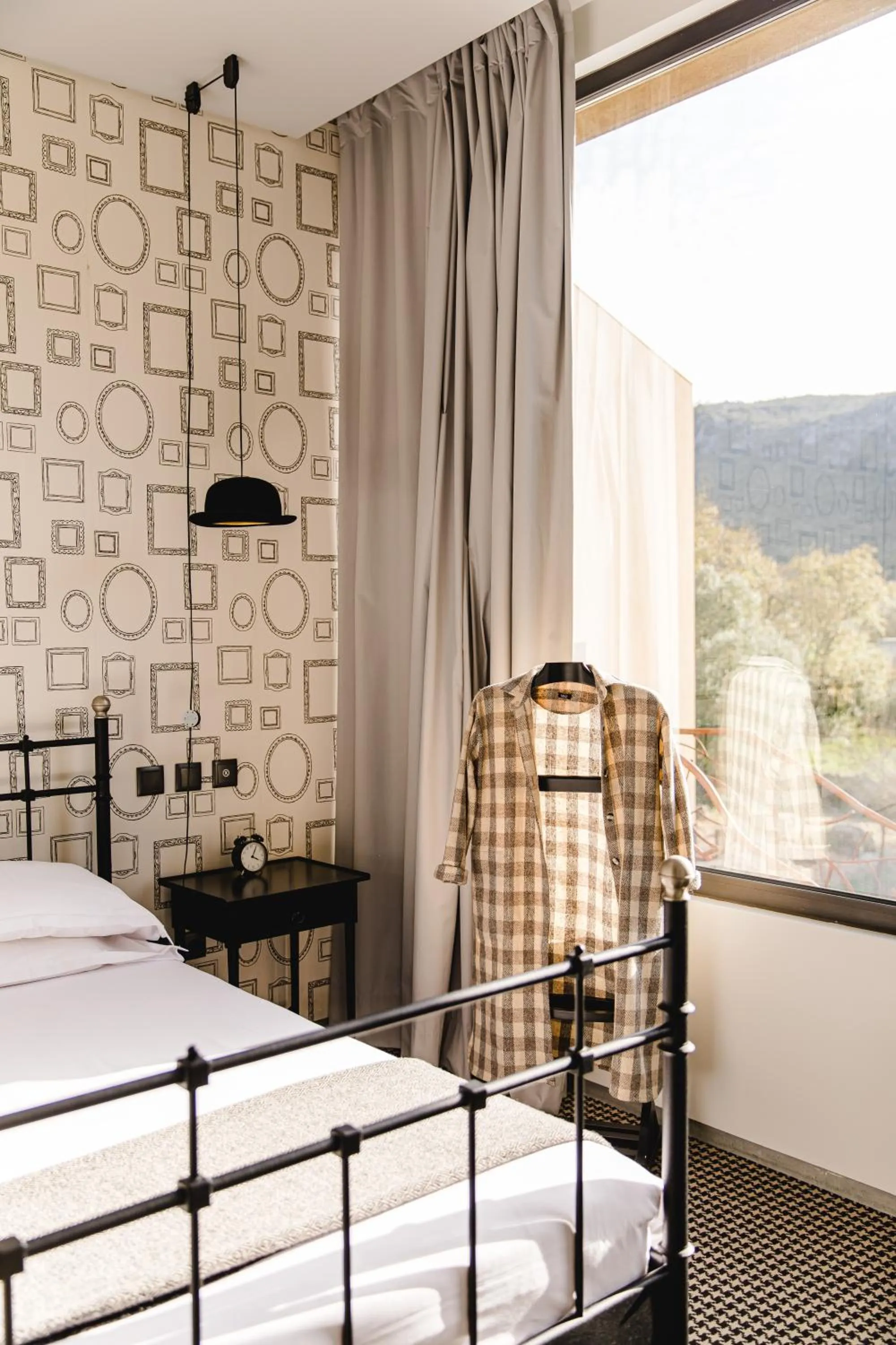 Bedroom, Bed in Cooking and Nature - Emotional Hotel