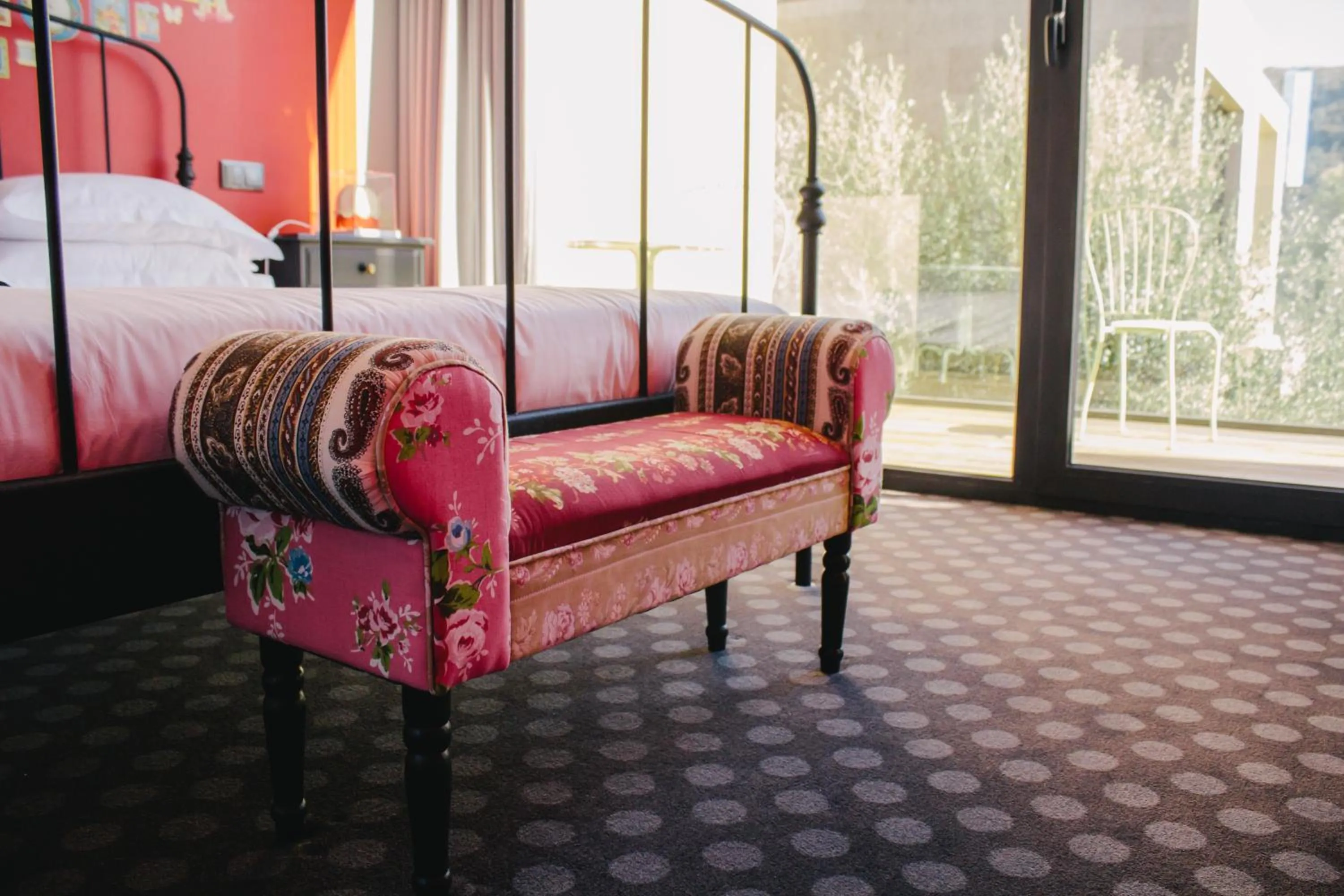 Bedroom, Bed in Cooking and Nature - Emotional Hotel