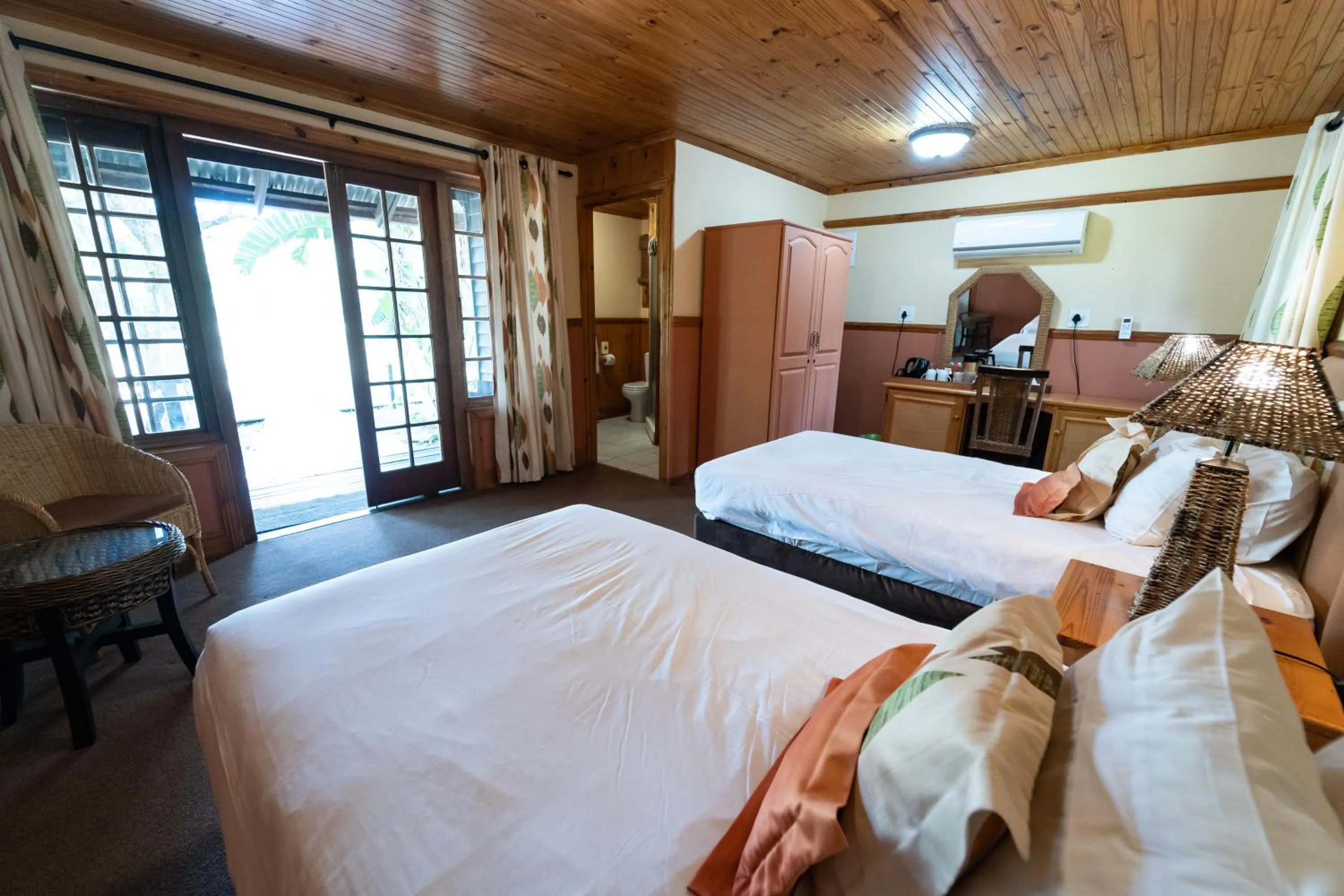 Bedroom, Bed in Gooderson Bushlands Game Lodge