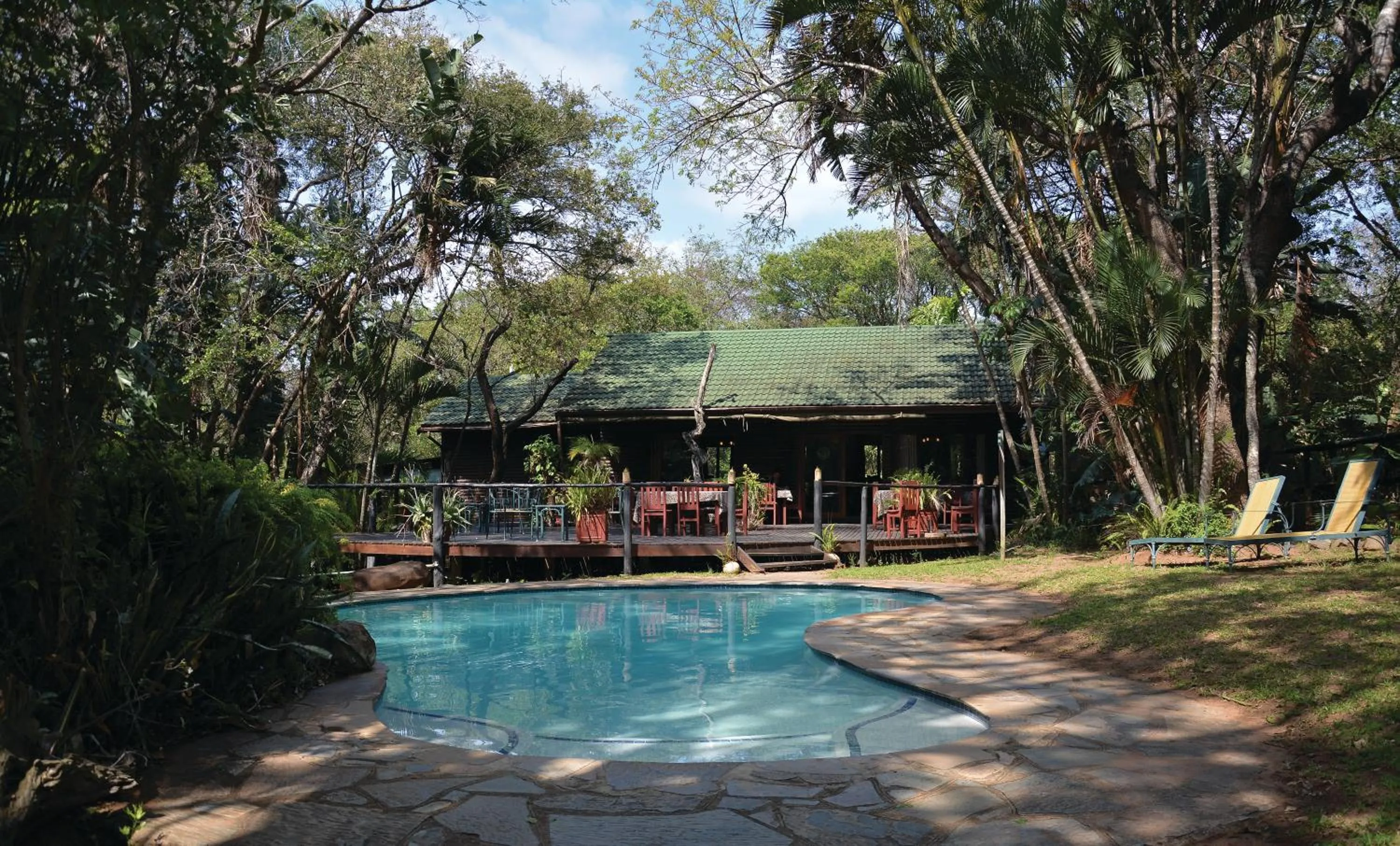 Swimming pool in Gooderson Bushlands Game Lodge