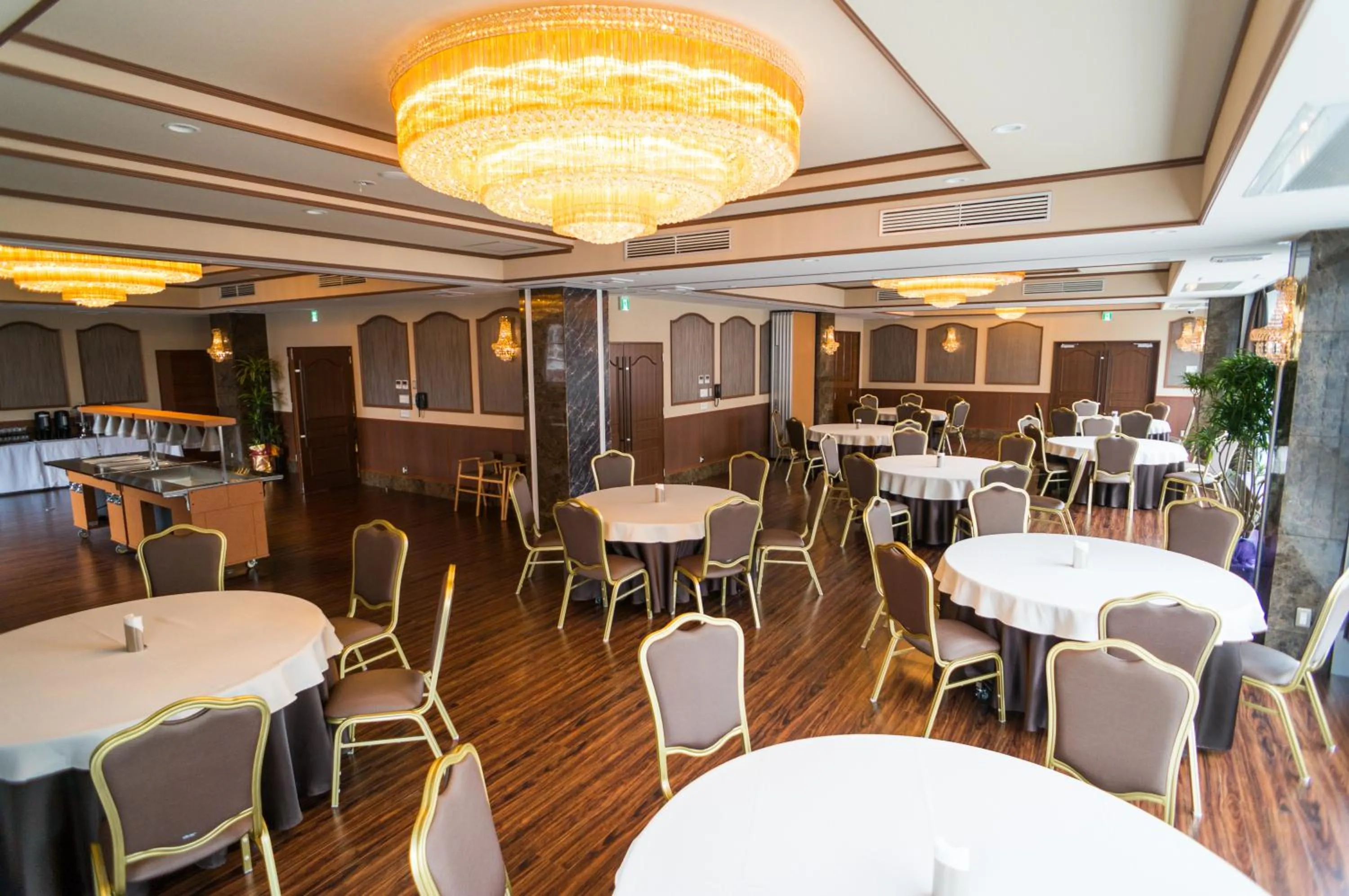 Breakfast in Hotel New Palace