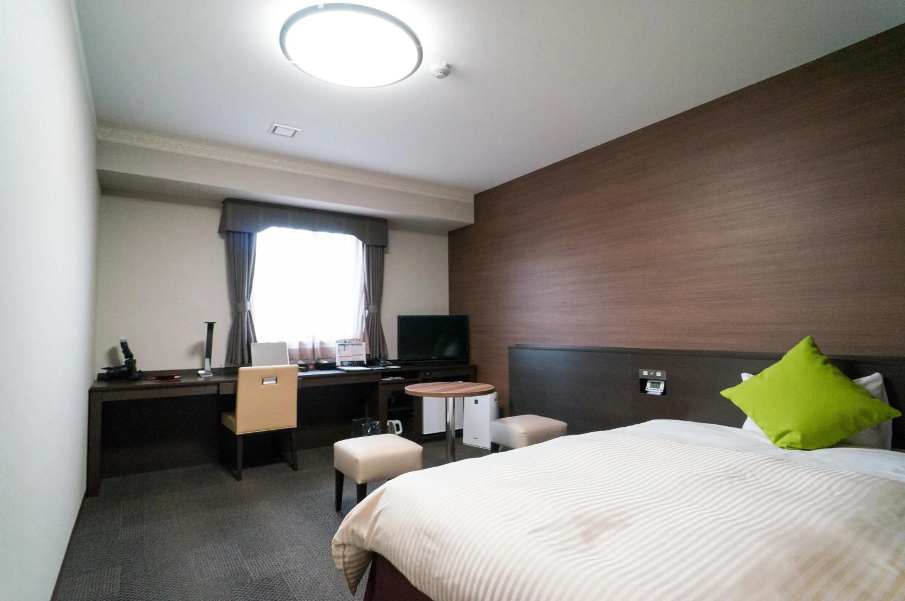 Photo of the whole room, Bed in Hotel New Palace