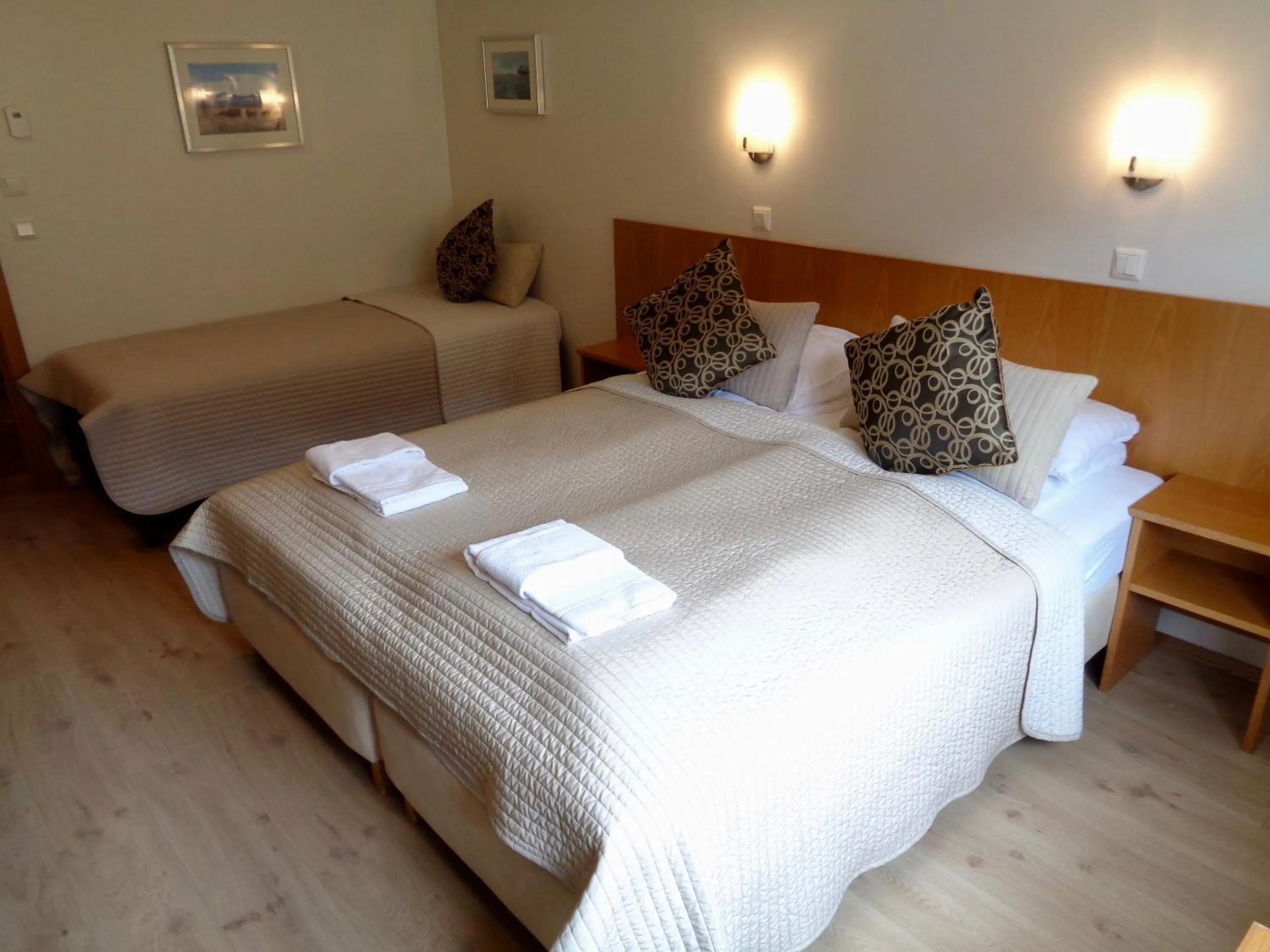 Bed in Hali Country Hotel