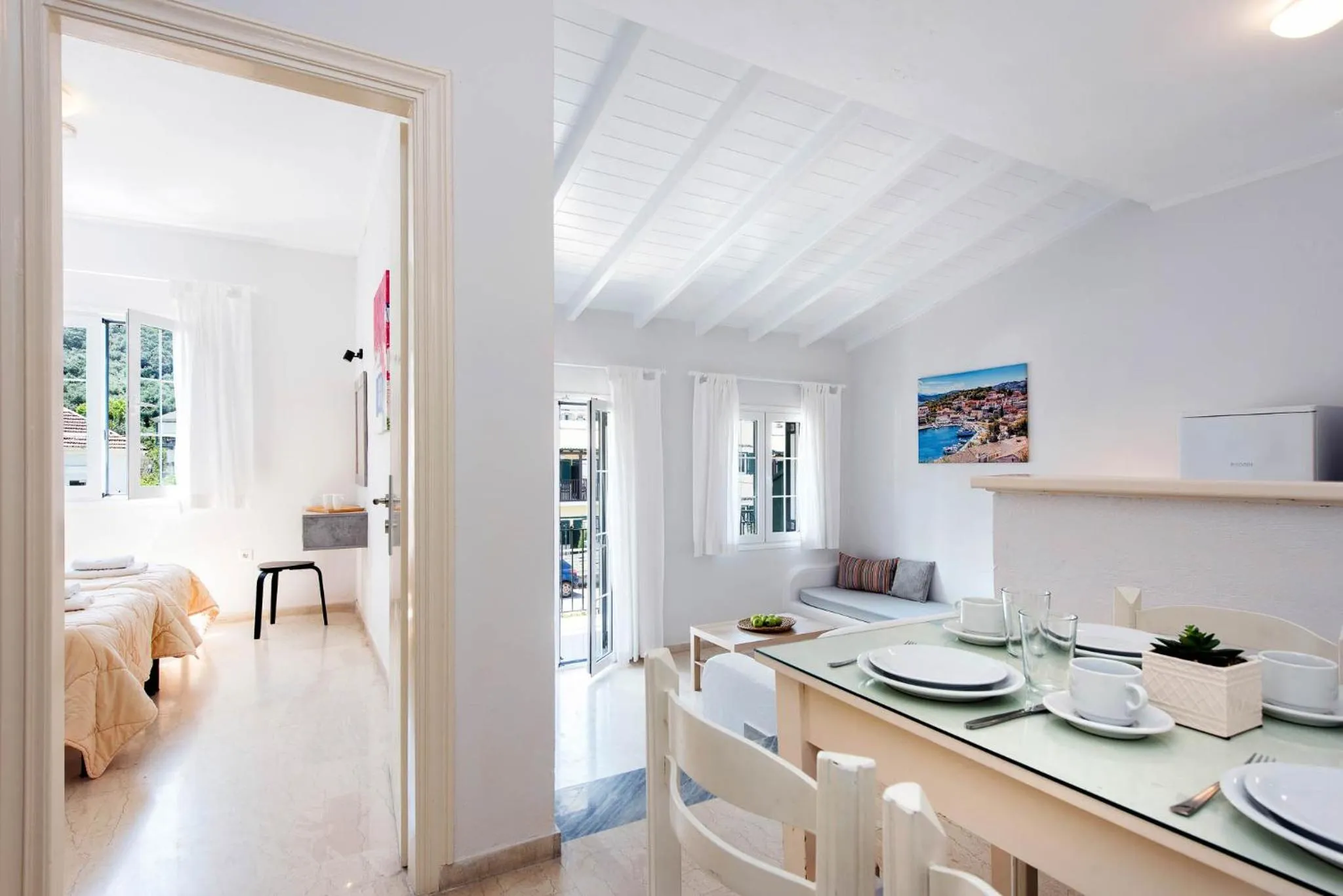 Living room, Bed in Balaris Apartments